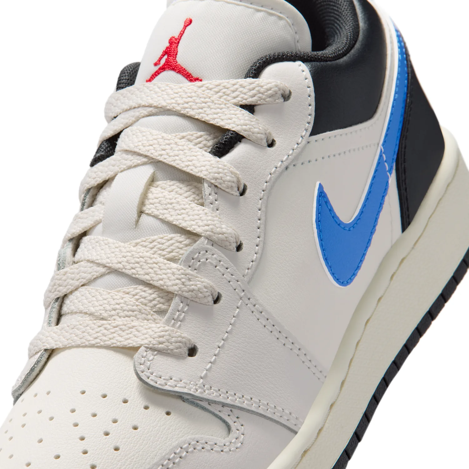 Air Jordan 1 Low image 7