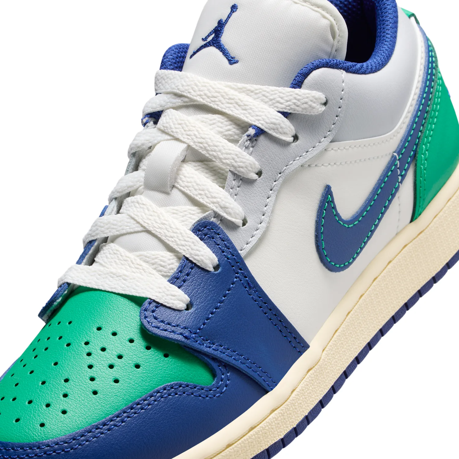 Air Jordan 1 Low image 7