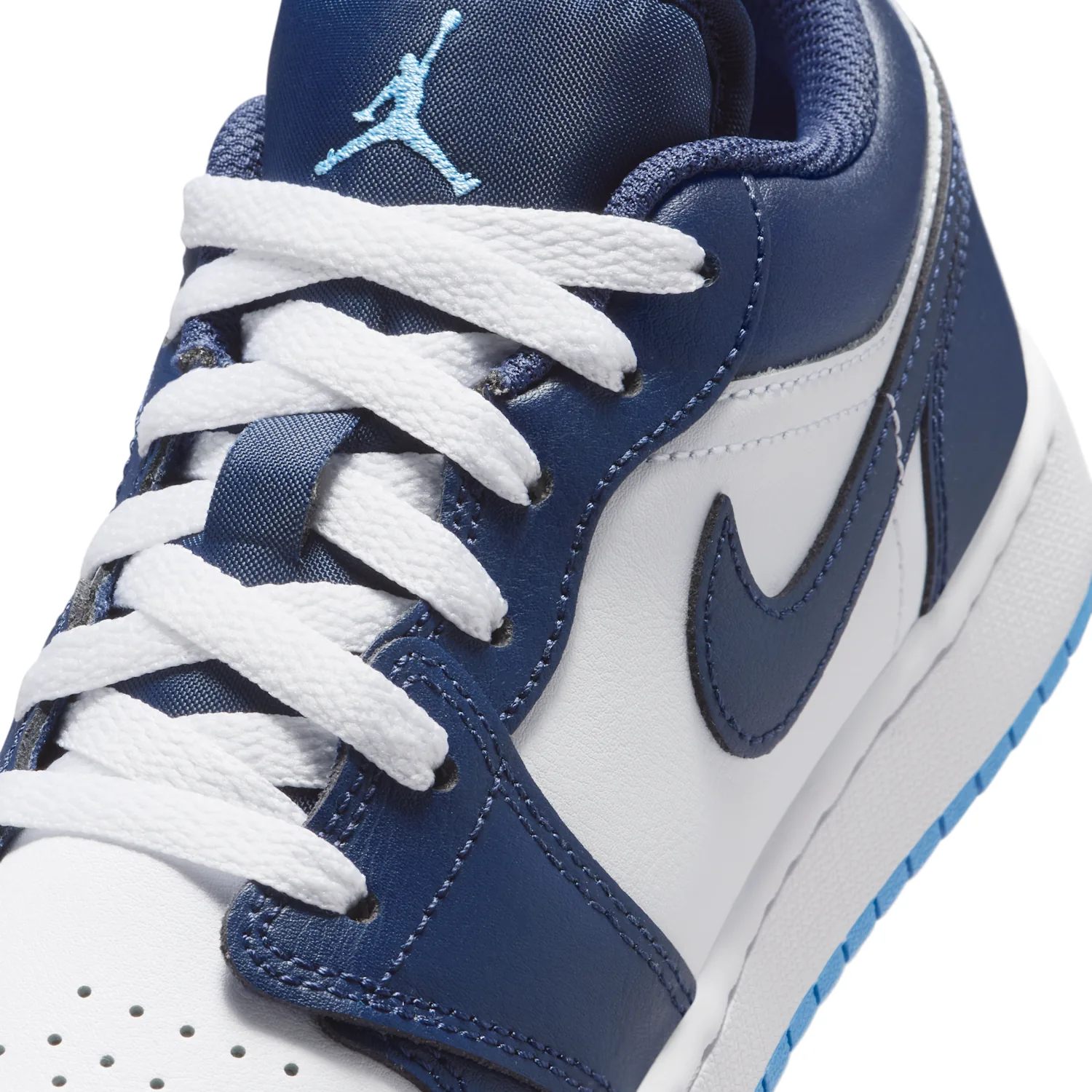 Air Jordan 1 Low image 7