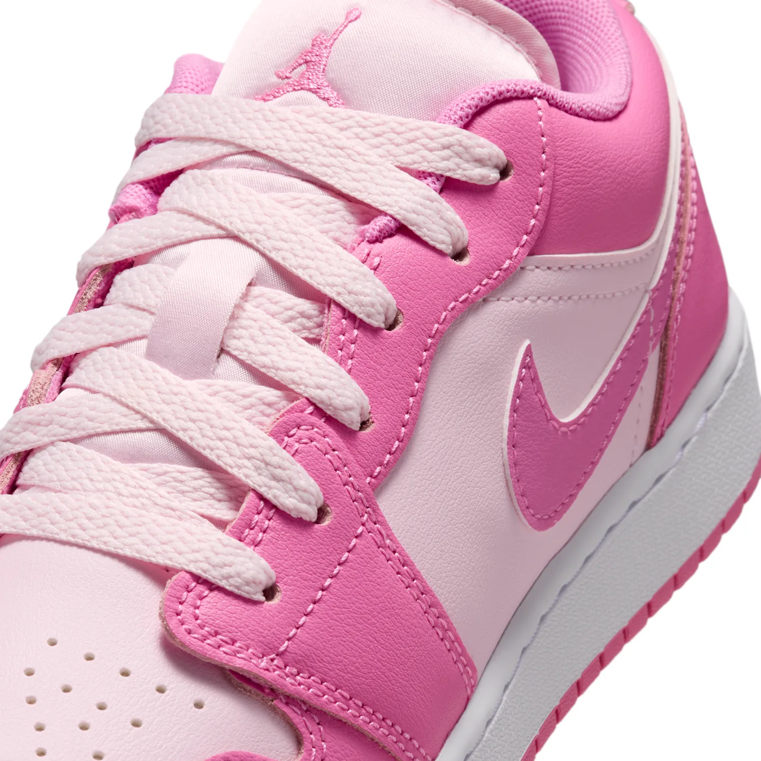 Air Jordan 1 Low image 7
