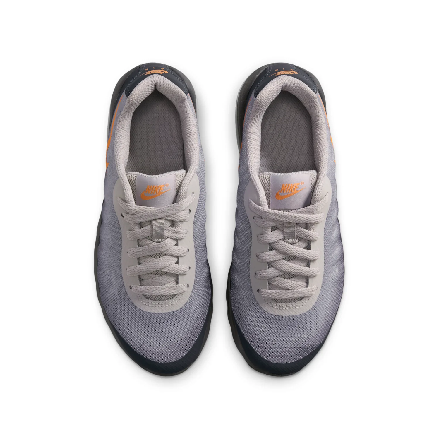 Nike Air Max Invigor image 4