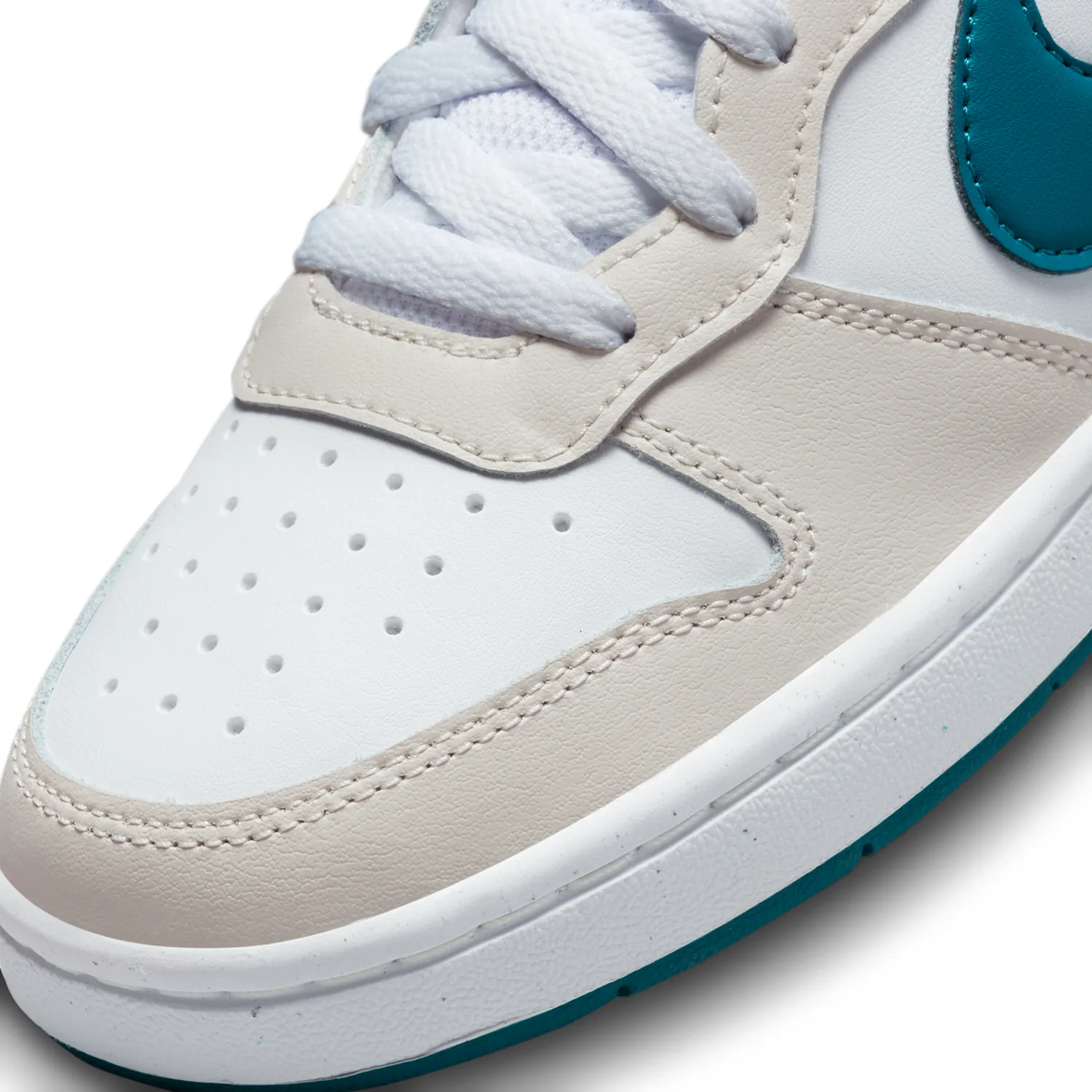 Nike Court Borough Low 2 image 7