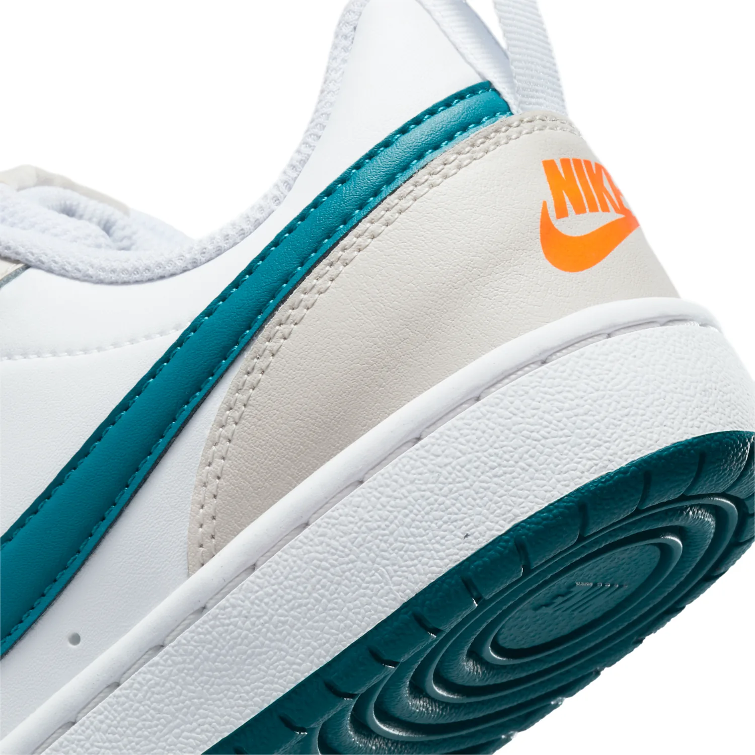 Nike Court Borough Low 2 image 8