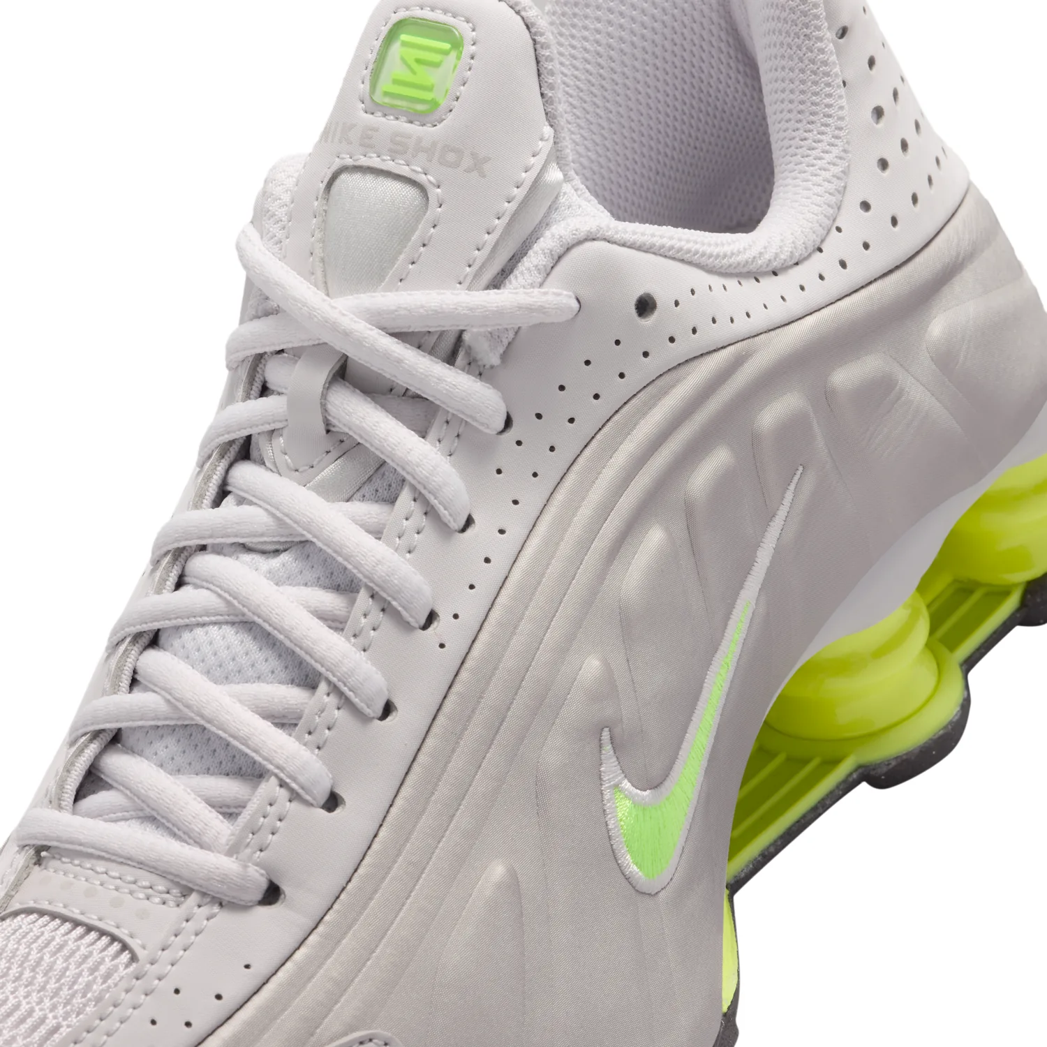 Nike Shox R4 image 7
