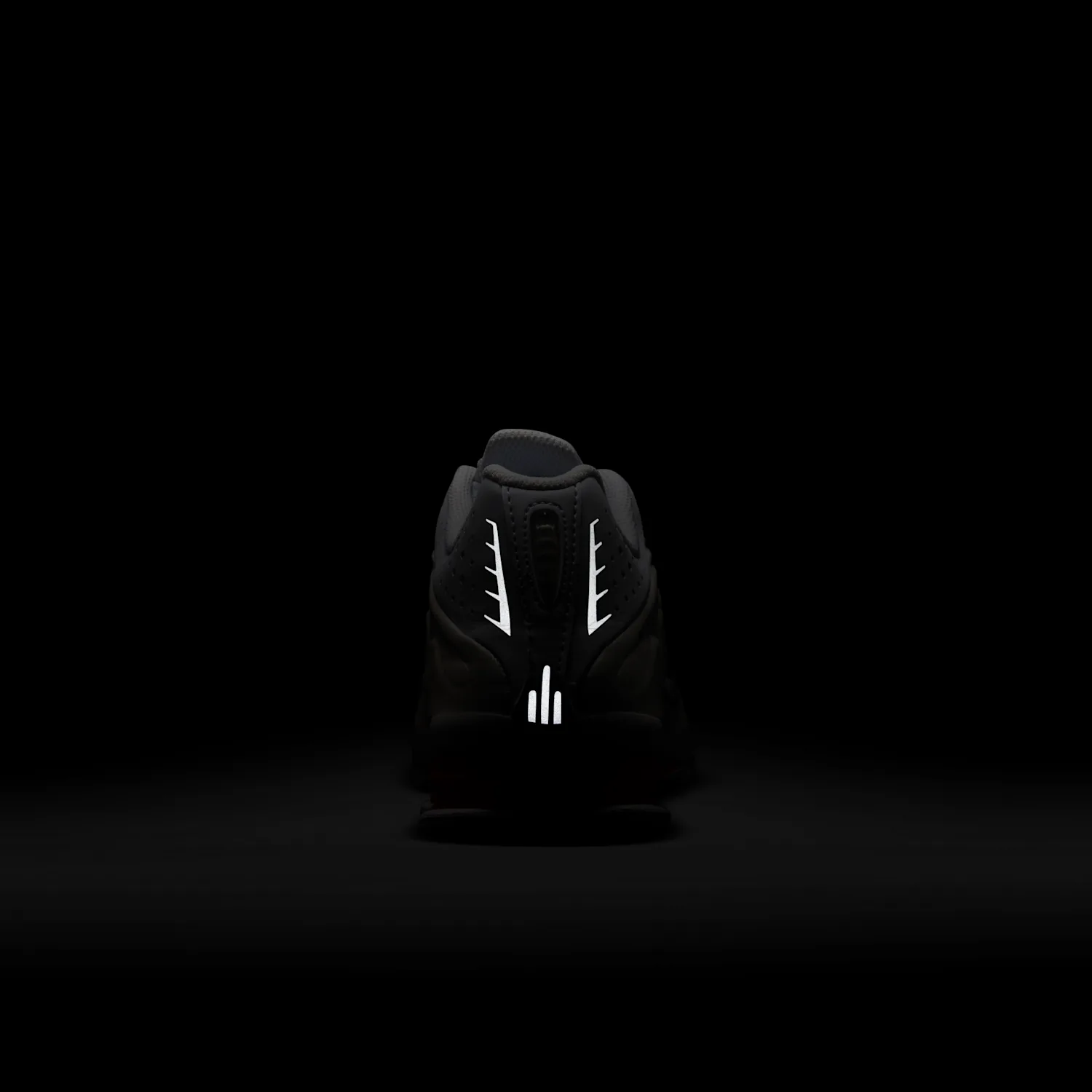 Nike Shox R4 image 10