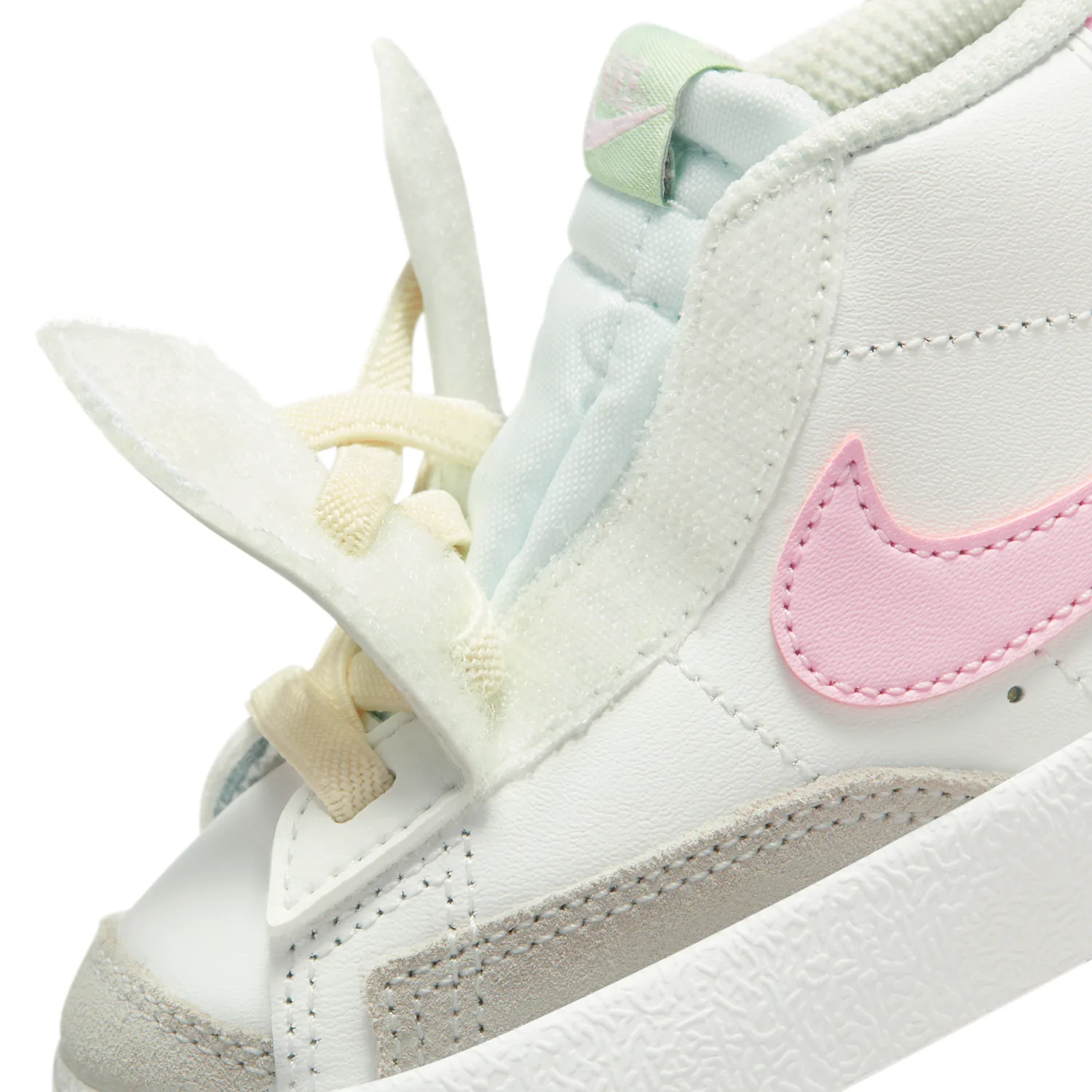 Nike Blazer Mid '77 image 8