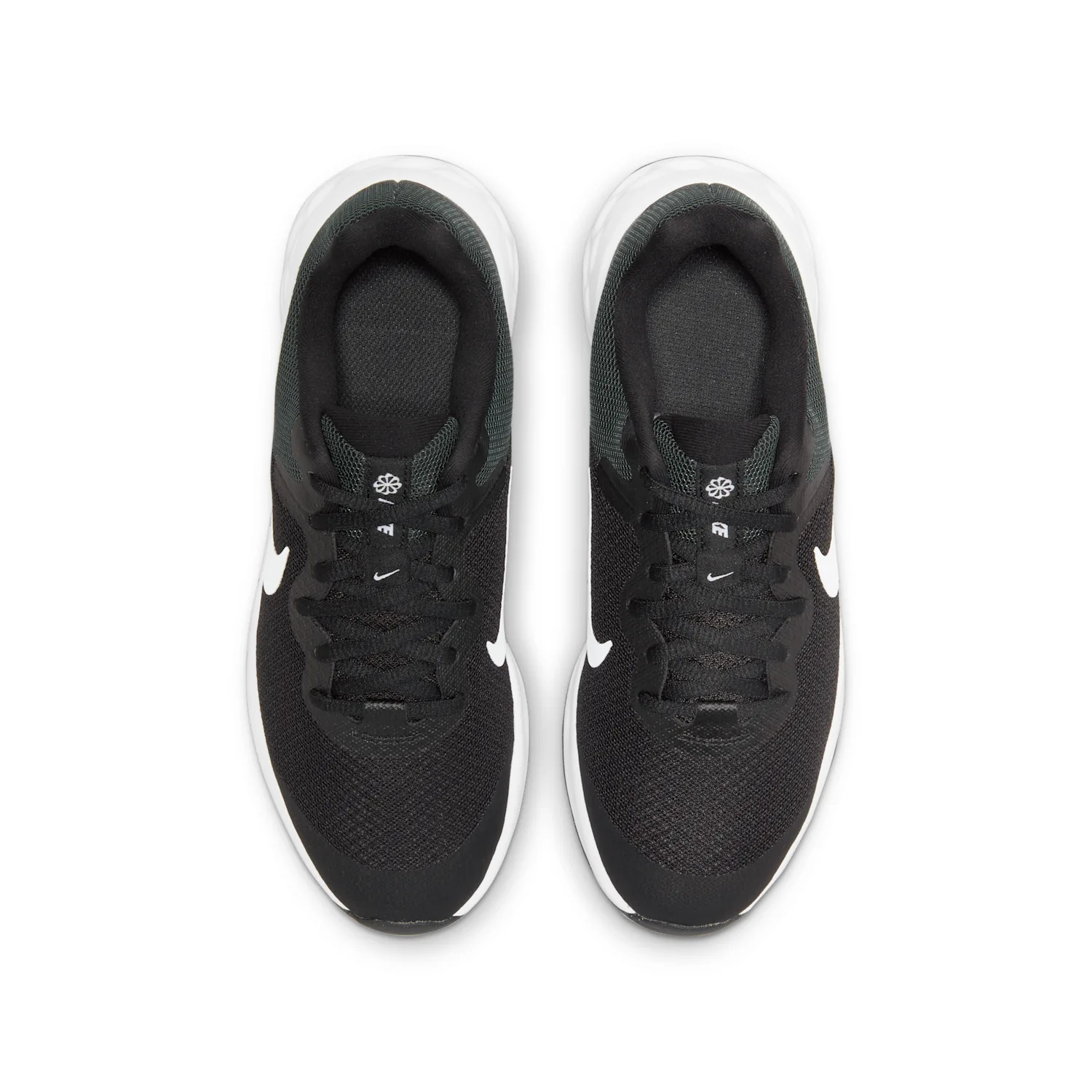 Nike Revolution 6 image 4