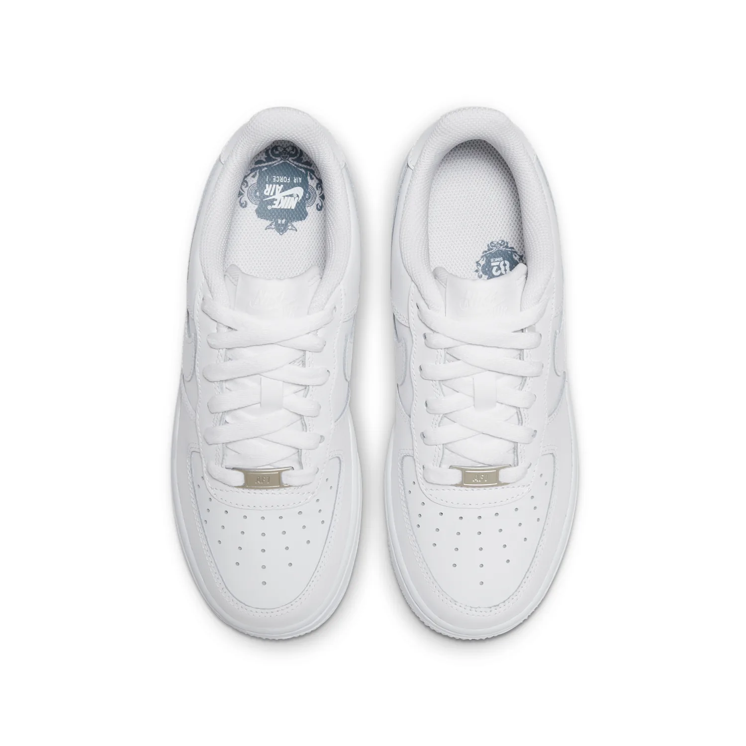 Nike Air Force 1 LE image 4