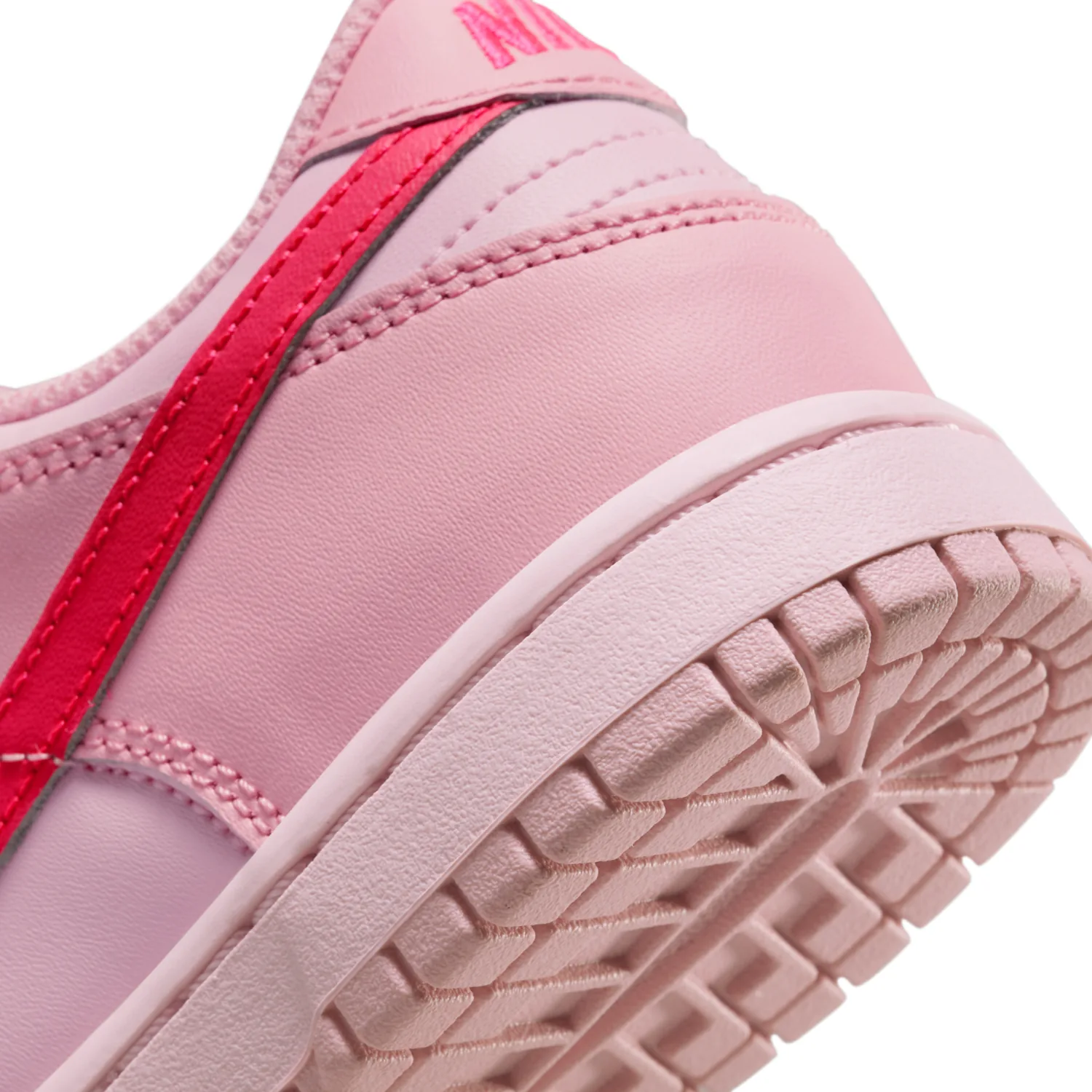 Nike Dunk Low image 8