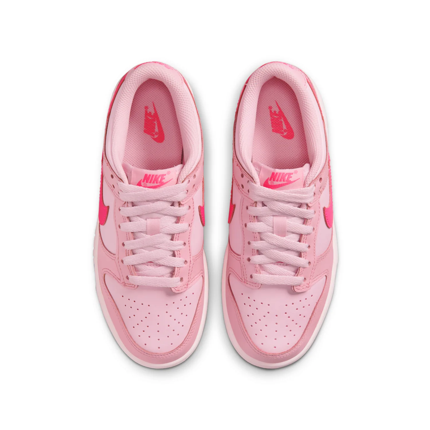 Nike Dunk Low image 4