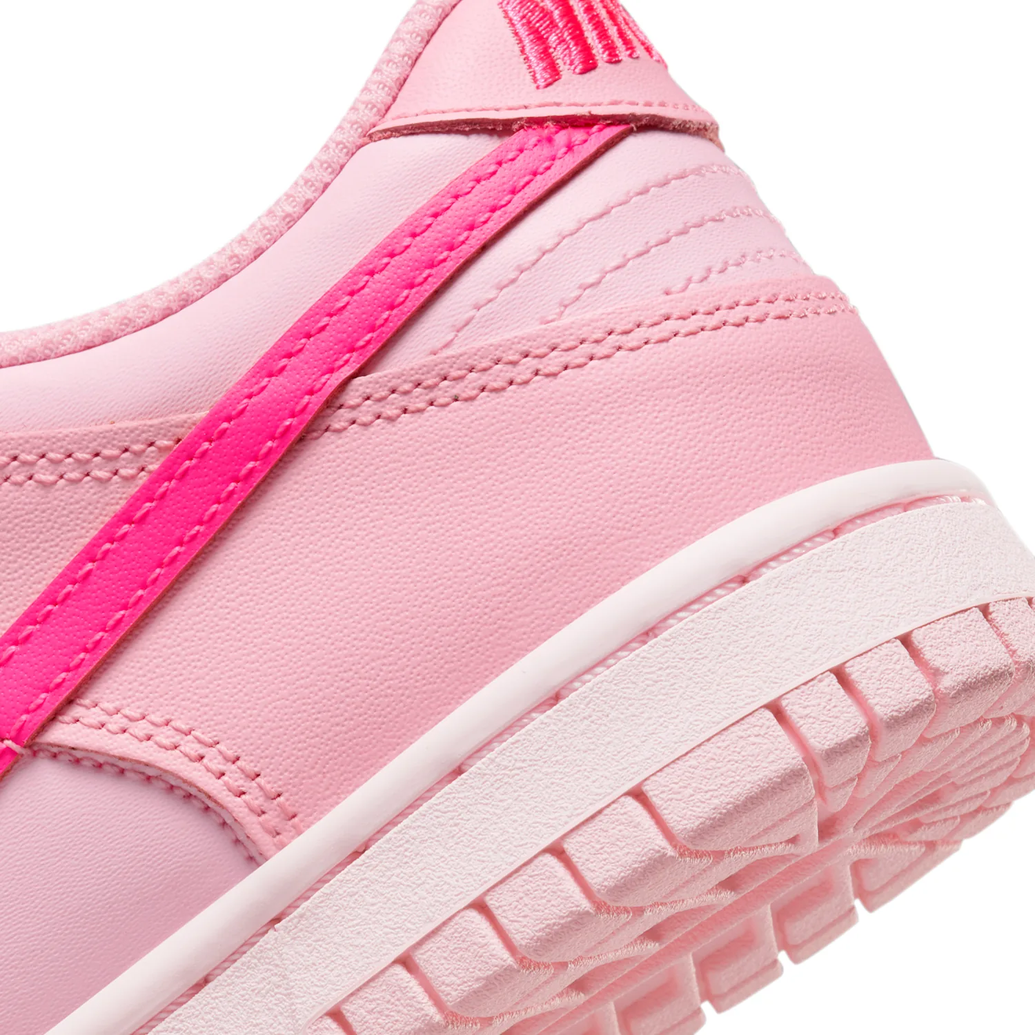 Nike Dunk Low image 8