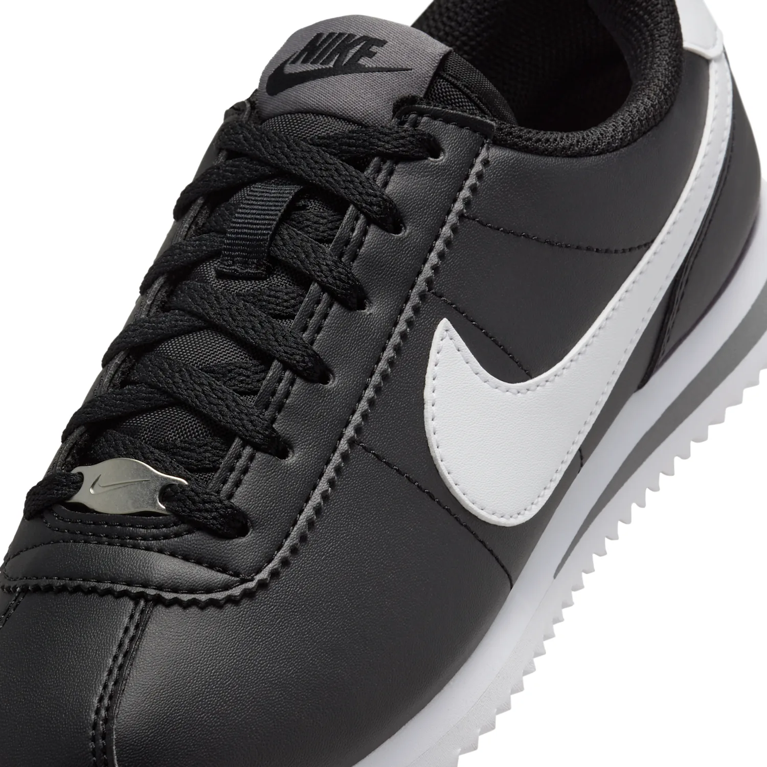Nike Cortez image 7