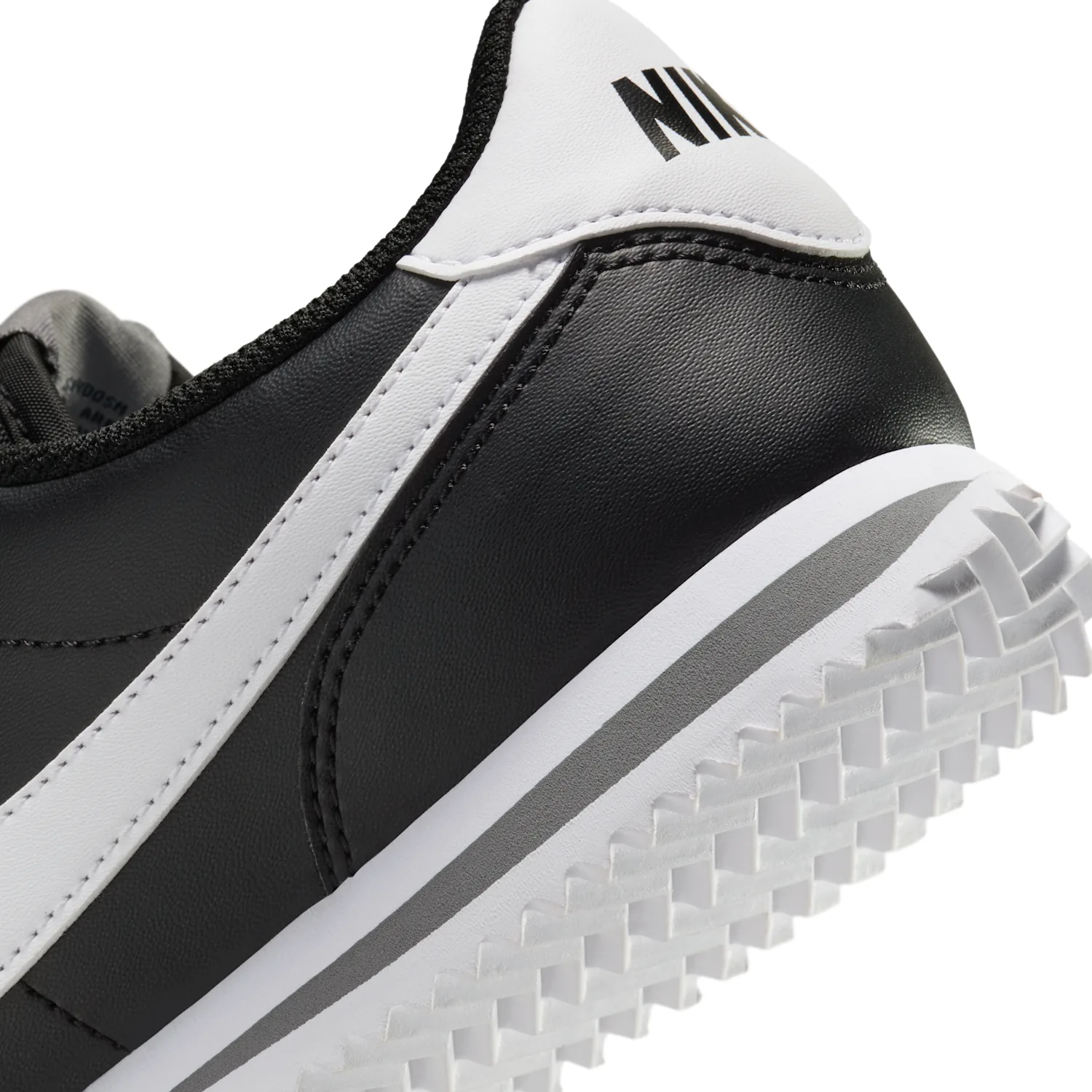 Nike Cortez image 8
