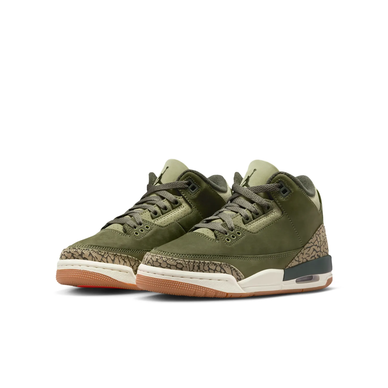 Air Jordan 3 Retro "Medium Olive" image 5