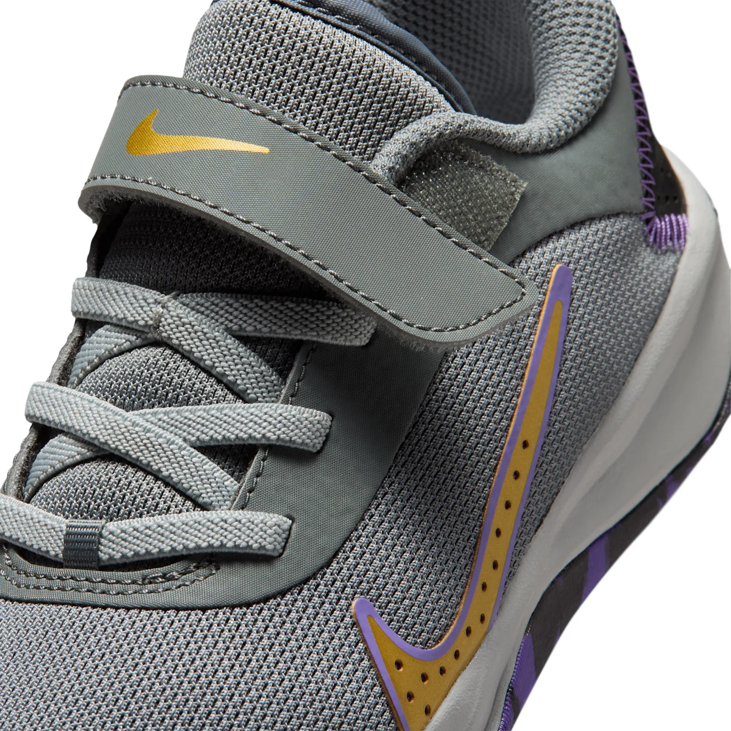 Nike Omni Multi-Court image 7
