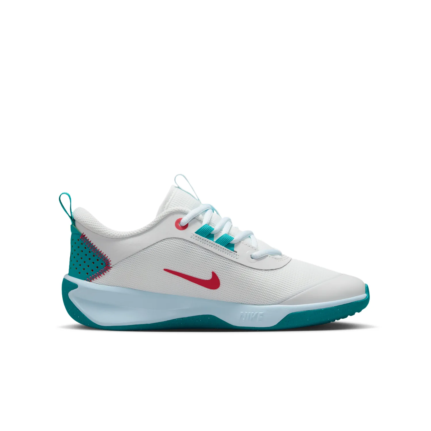 Nike Omni Multi-Court image 3