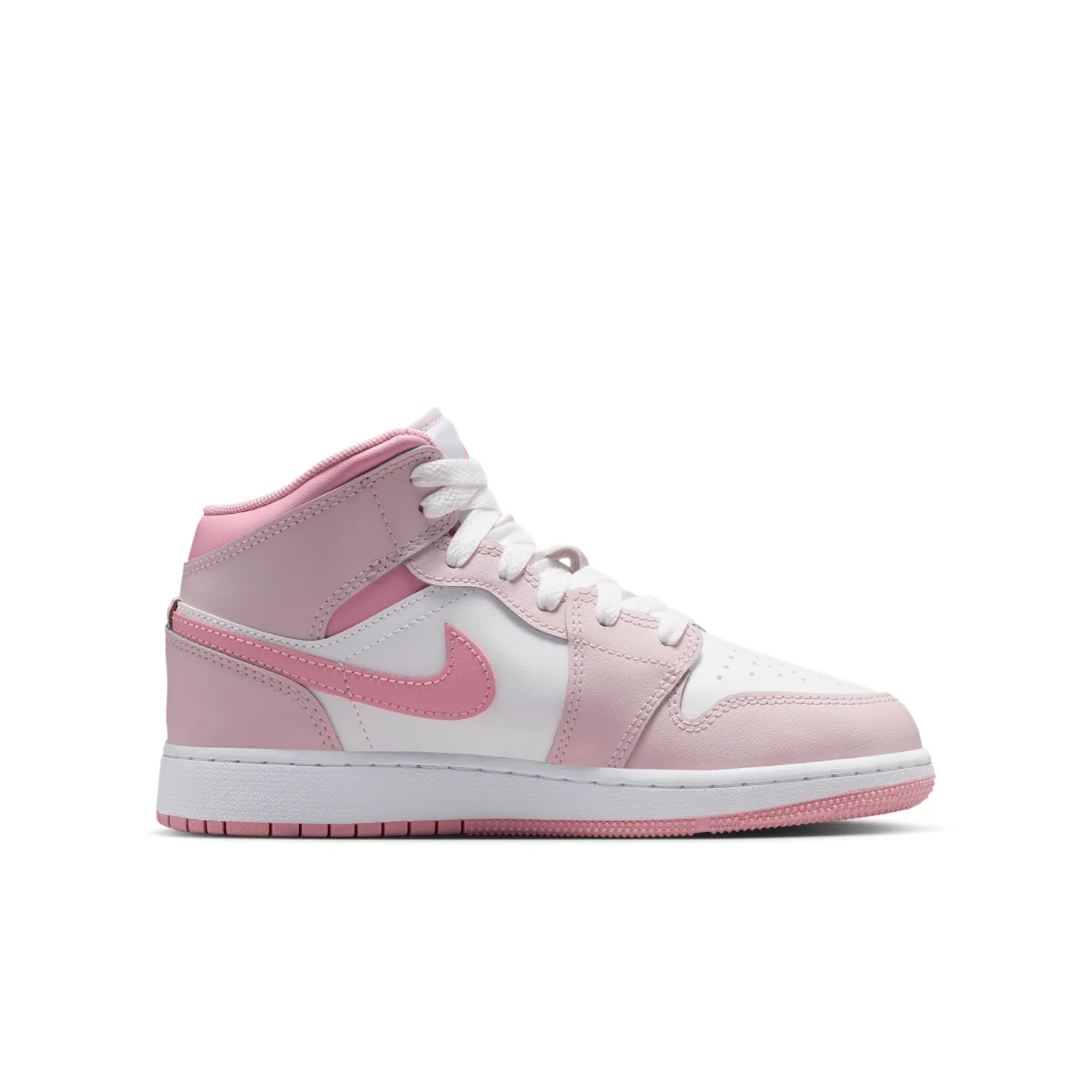 Air Jordan 1 Mid image 3