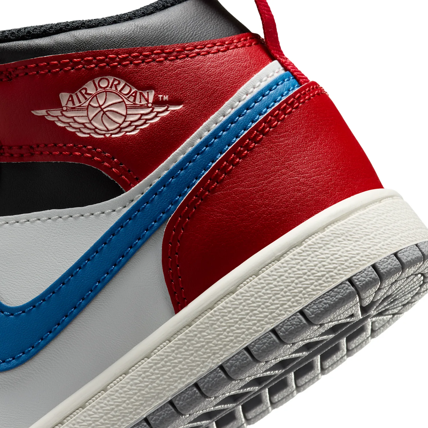 Jordan 1 Mid image 8