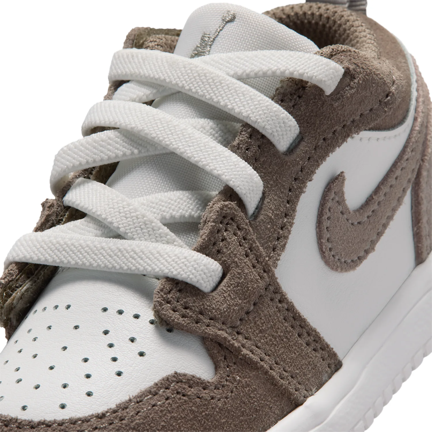 Jordan 1 Low Alt image 7