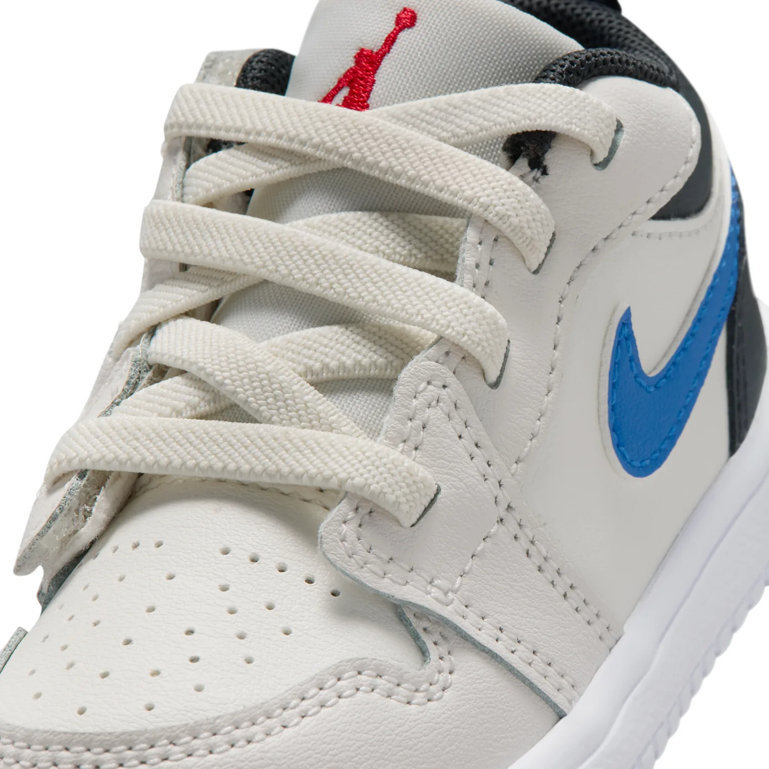 Jordan 1 Low Alt image 7