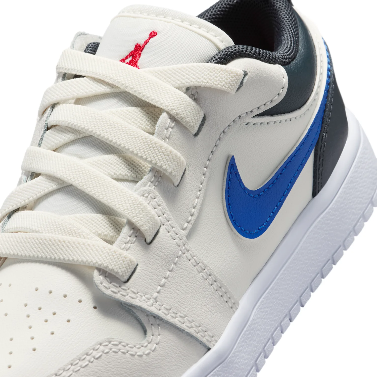 Jordan 1 Low Alt image 7