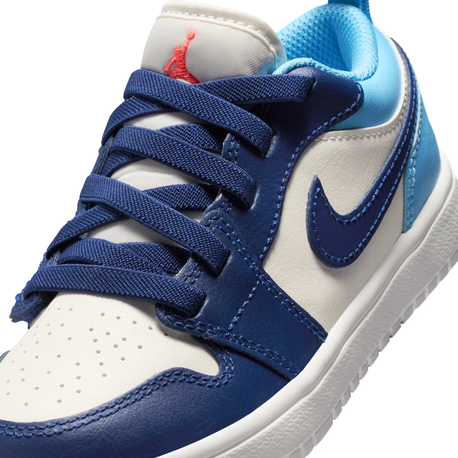 Jordan 1 Low Alt image 7