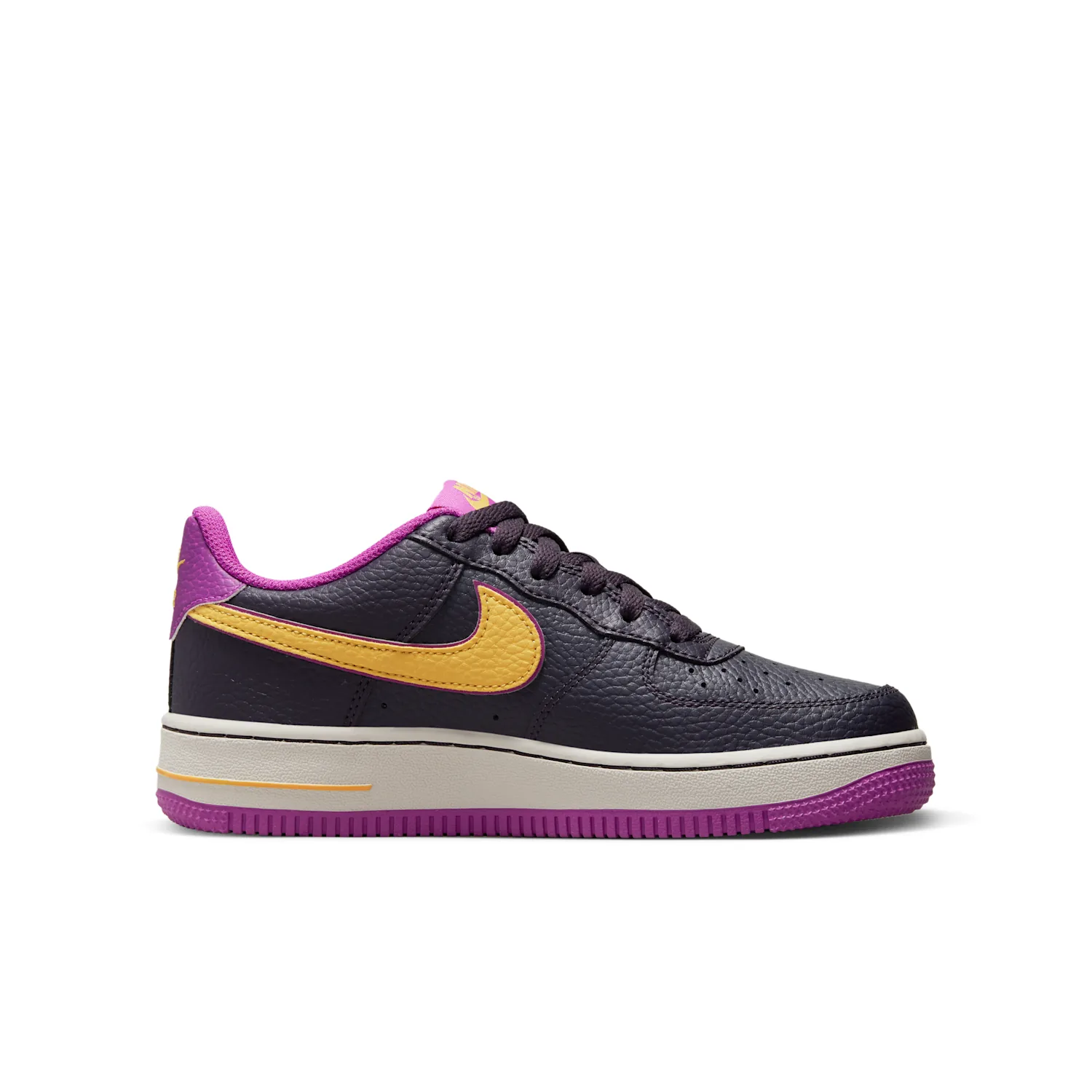 Nike Air Force 1 image 3