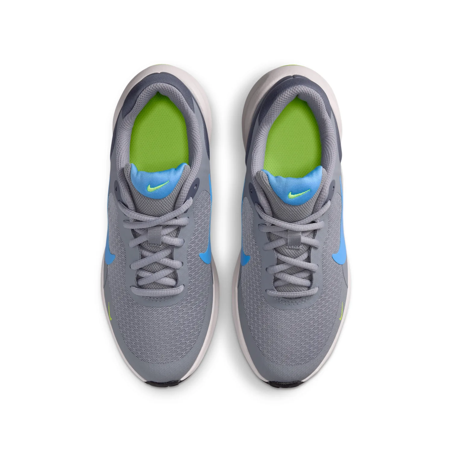 Nike Revolution 7 image 4