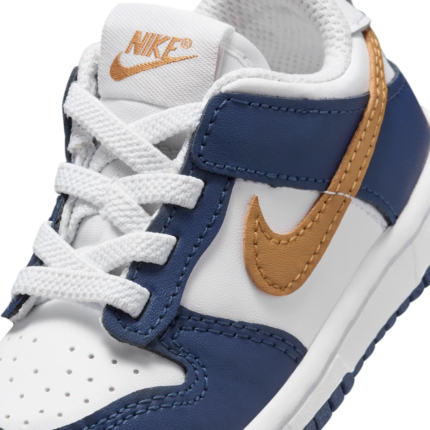 Nike Dunk Low image 7