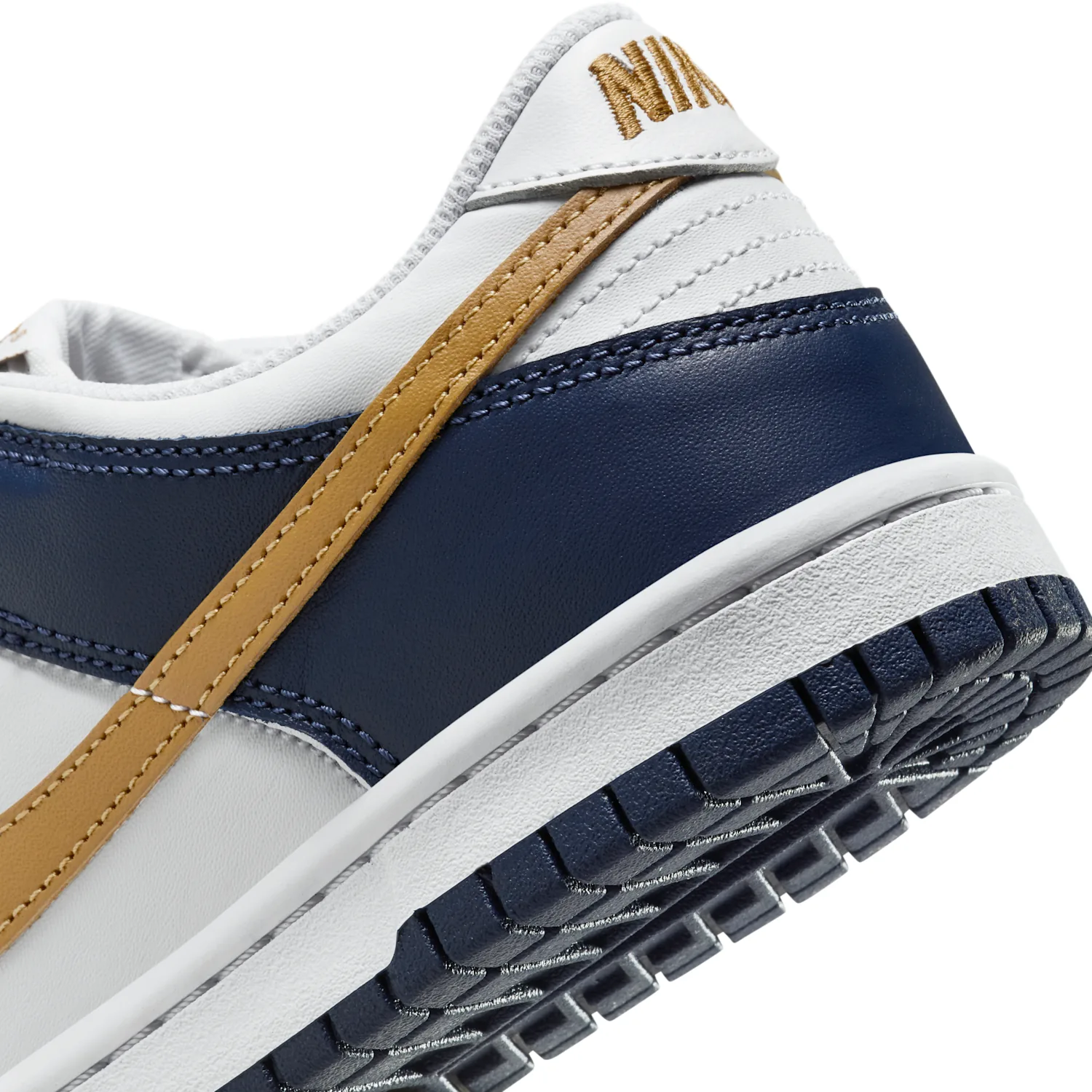 Nike Dunk Low image 8