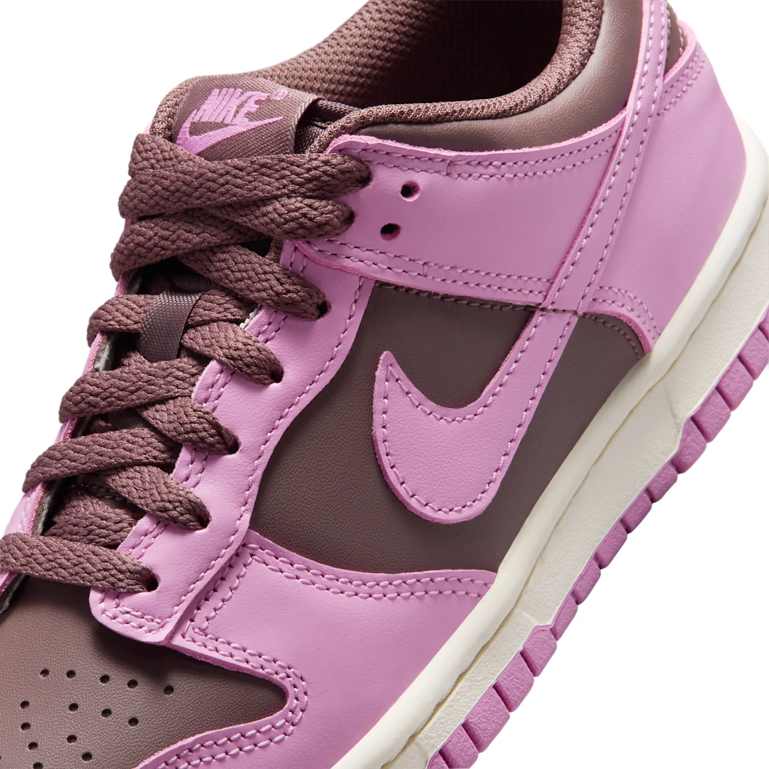Nike Dunk Low image 7