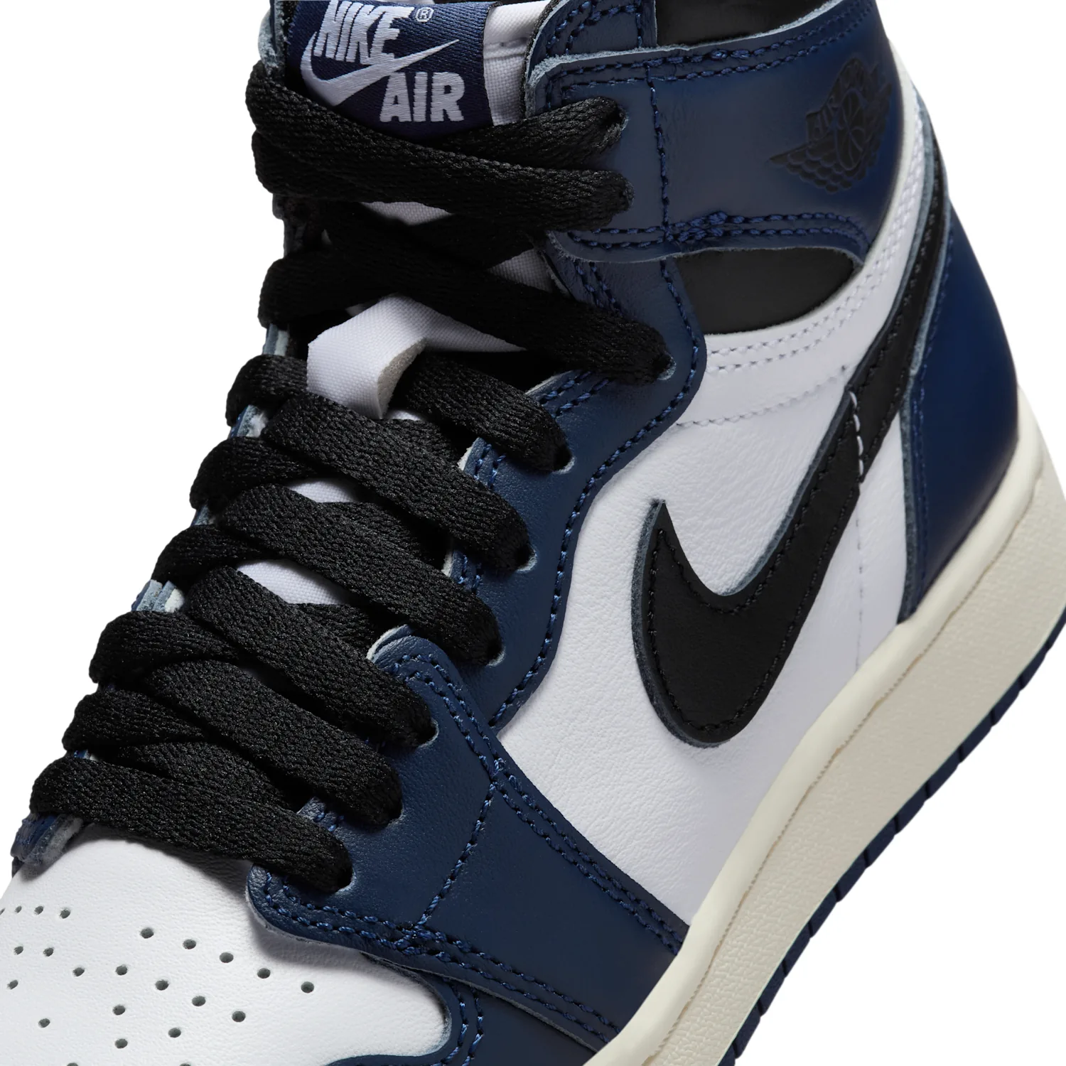 Air Jordan 1 High OG "Midnight Navy" image 7