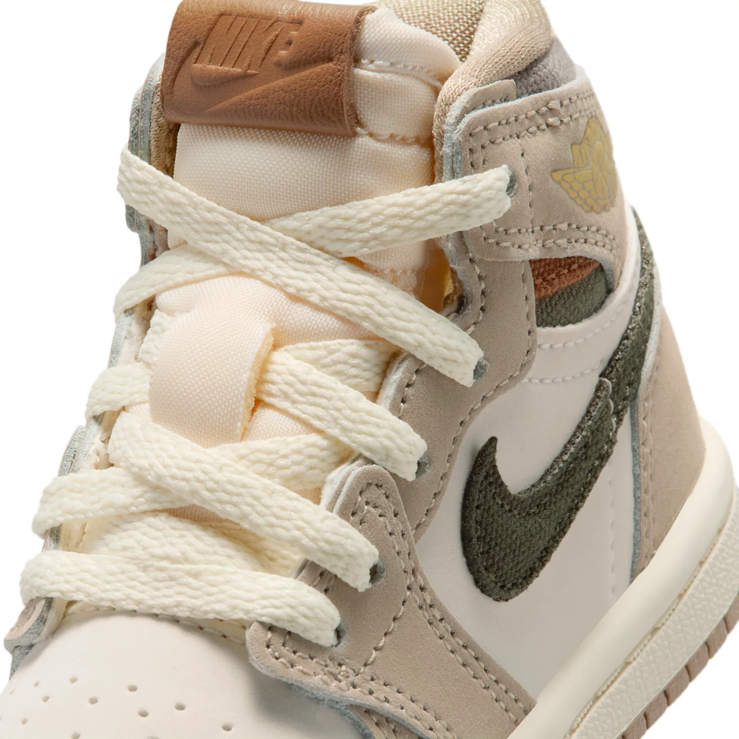 Jordan 1 Retro High OG image 7