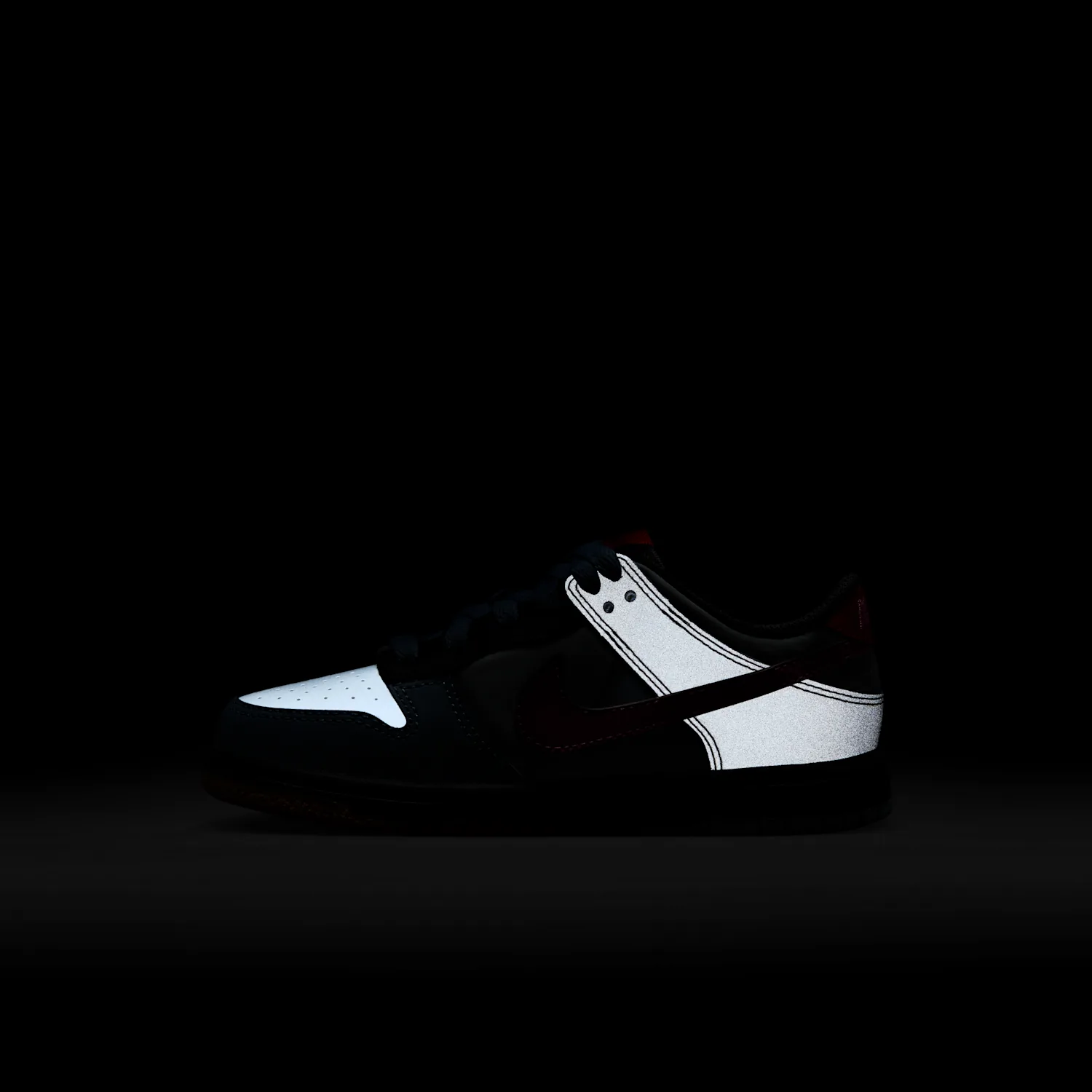 Nike Dunk Low SE image 4