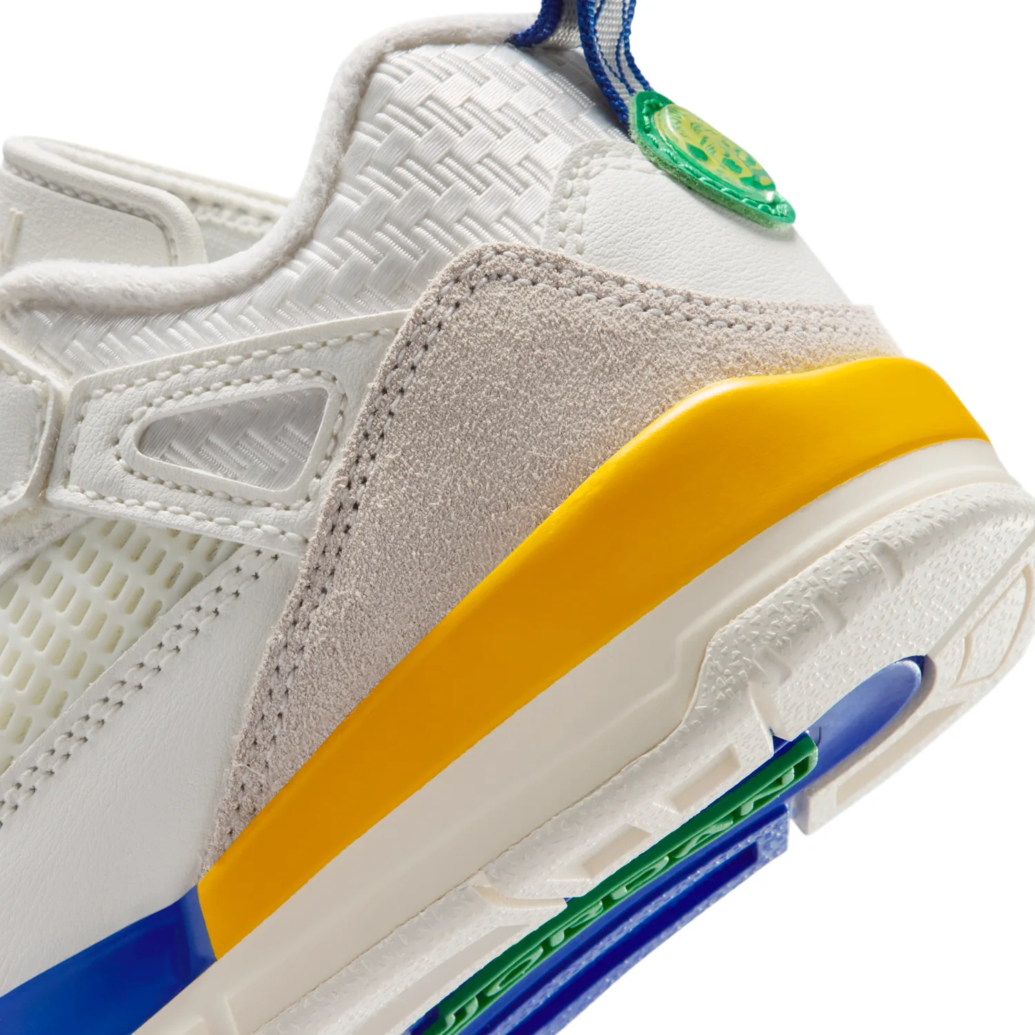 Jordan Spizike Low image 8