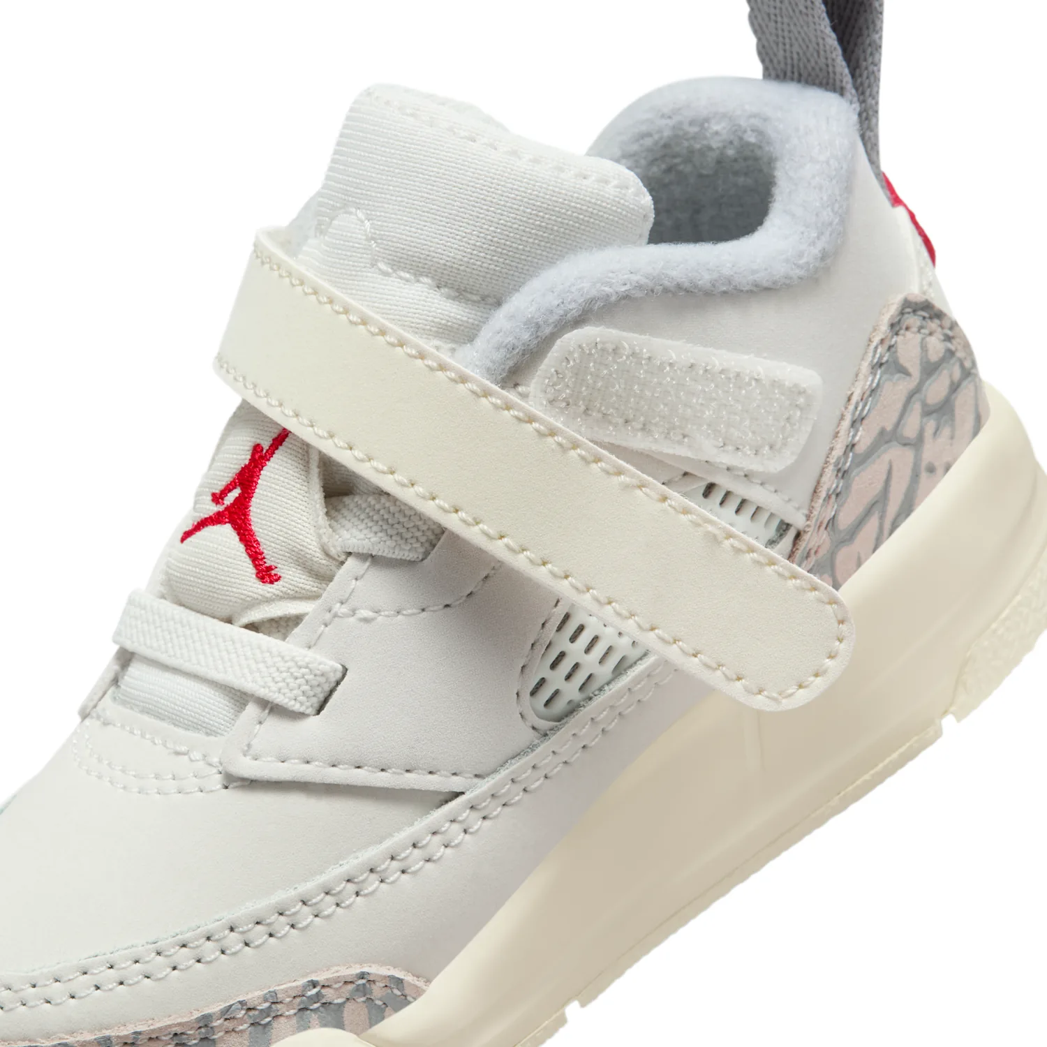 Jordan Spizike Low image 8