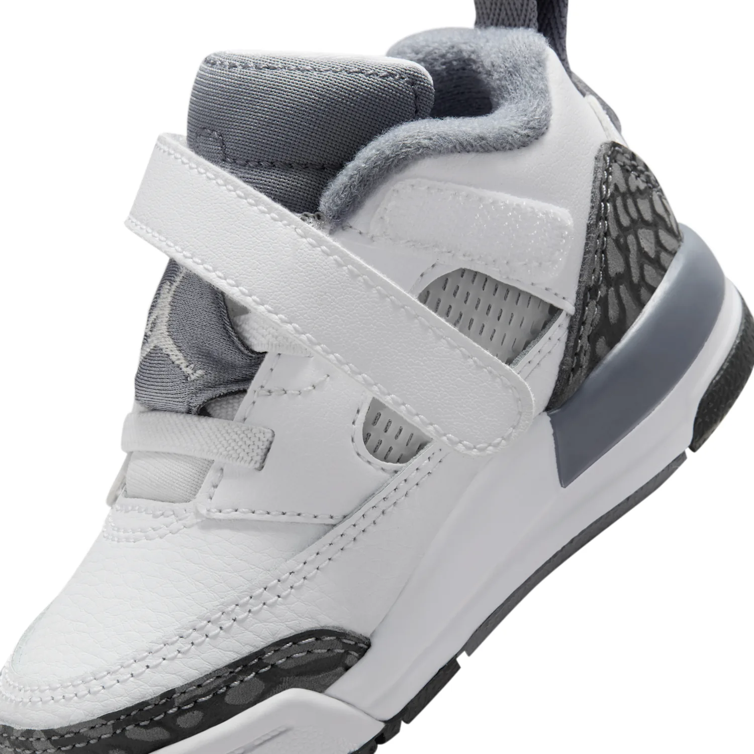 Jordan Spizike Low image 8