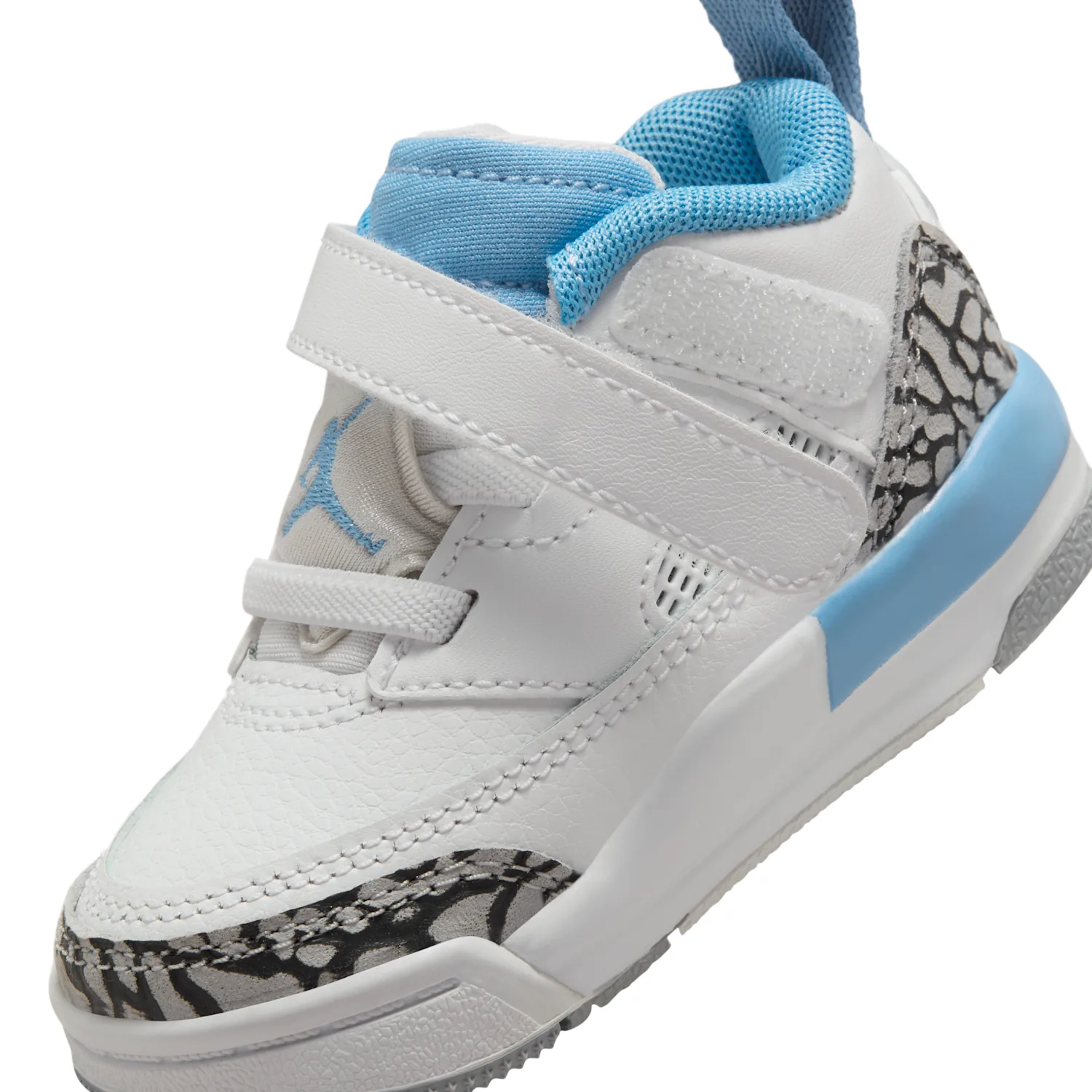 Jordan Spizike Low image 8