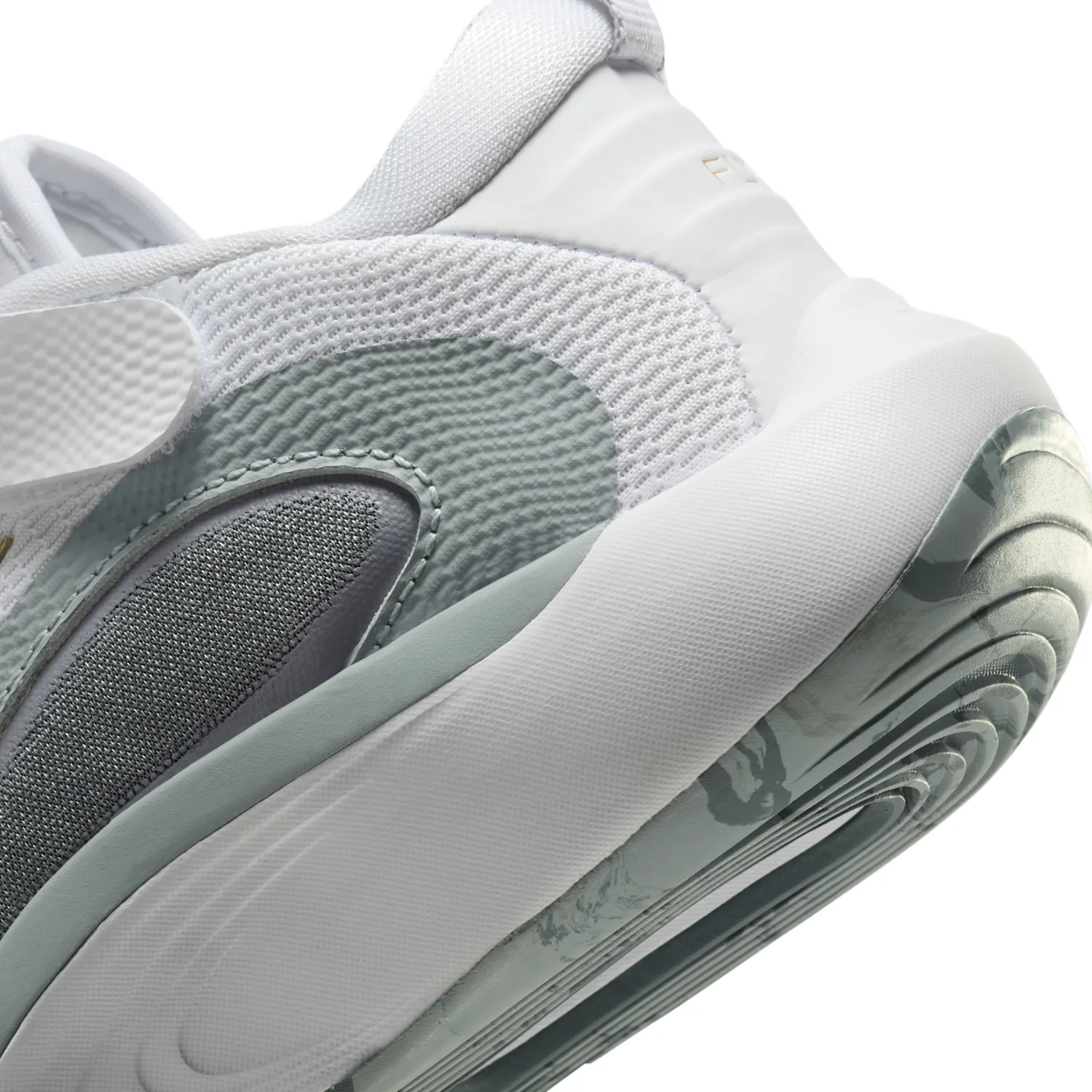 Nike IsoFly image 8
