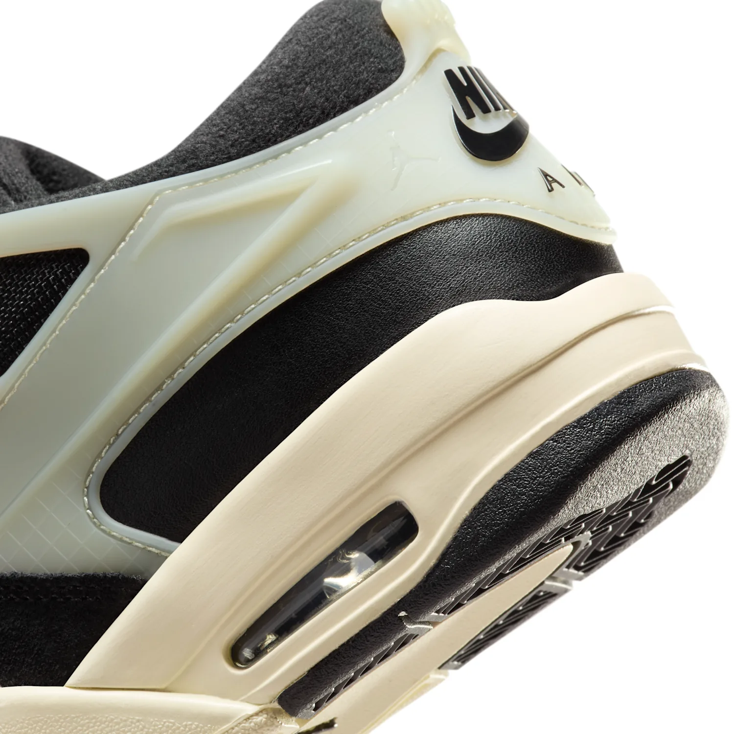 Air Jordan 4 RM image 9