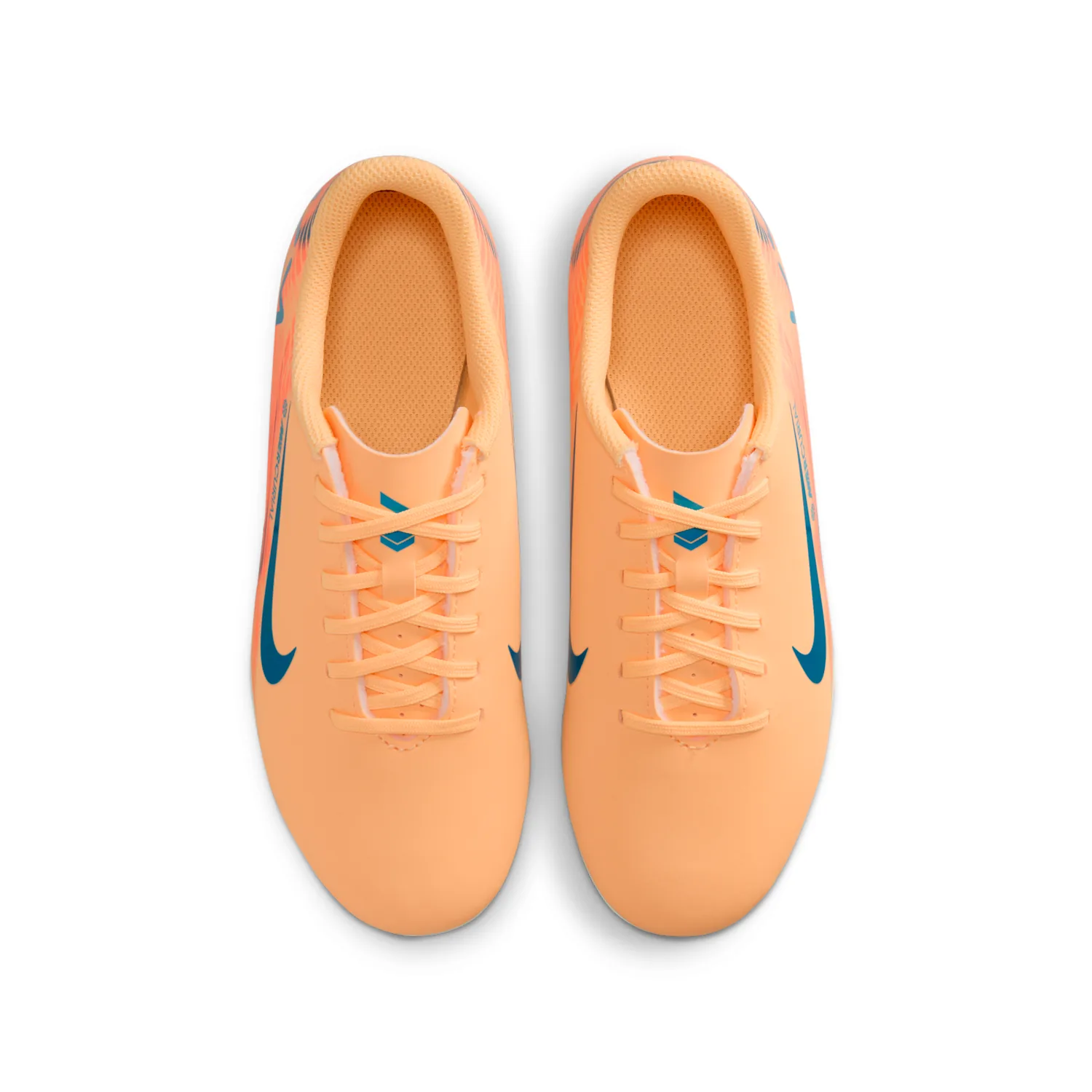 Nike Jr. Mercurial Vapor 16 Club "Kylian Mbappé" image 4