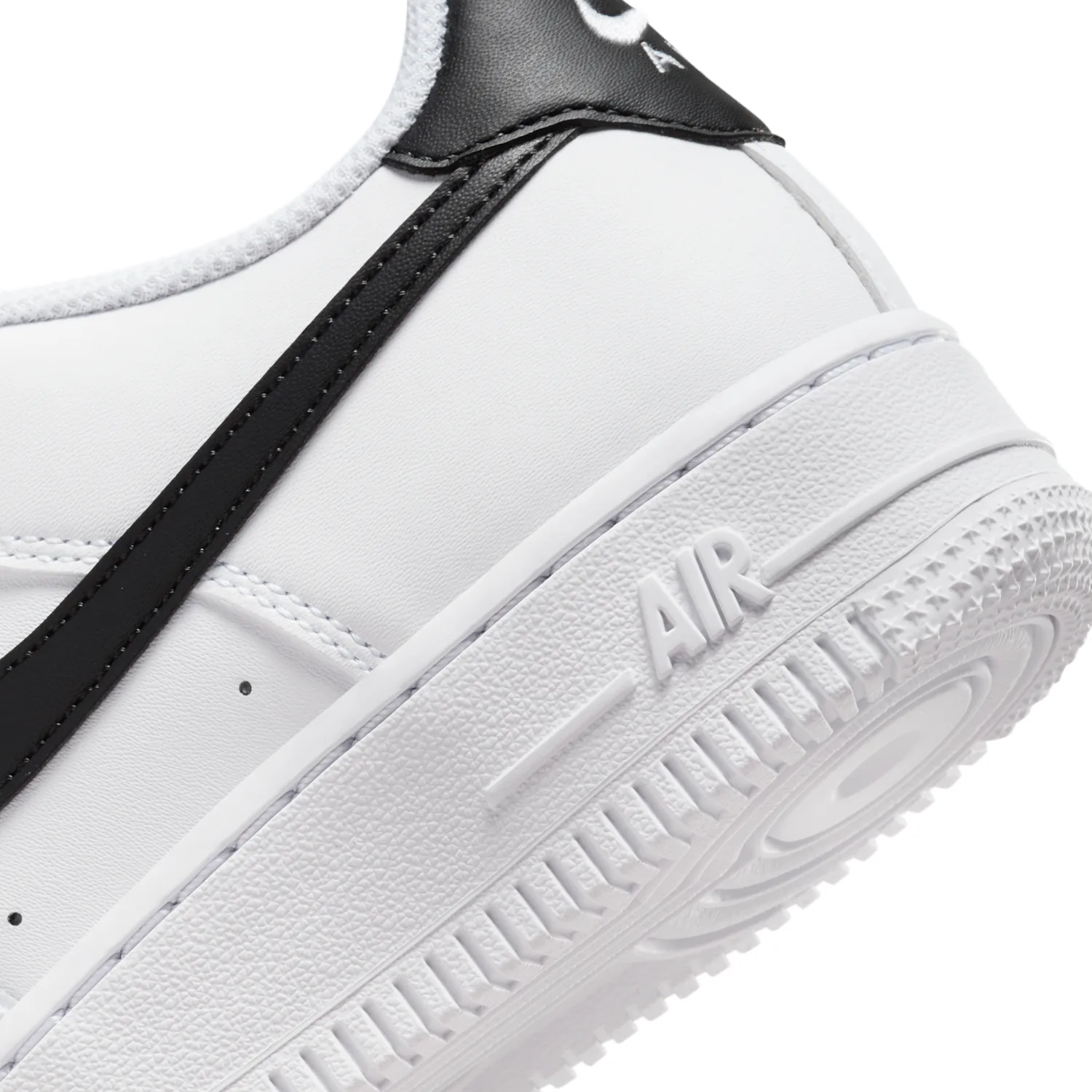 Nike Air Force 1 image 8