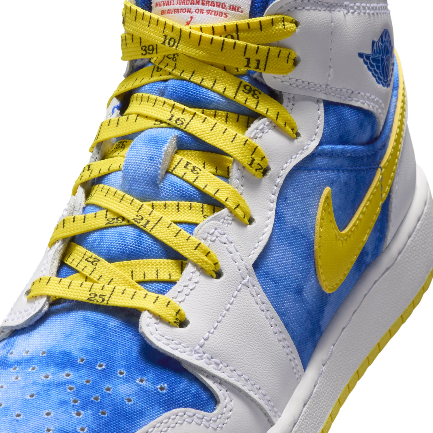 Air Jordan 1 Mid Sneaker School image 7