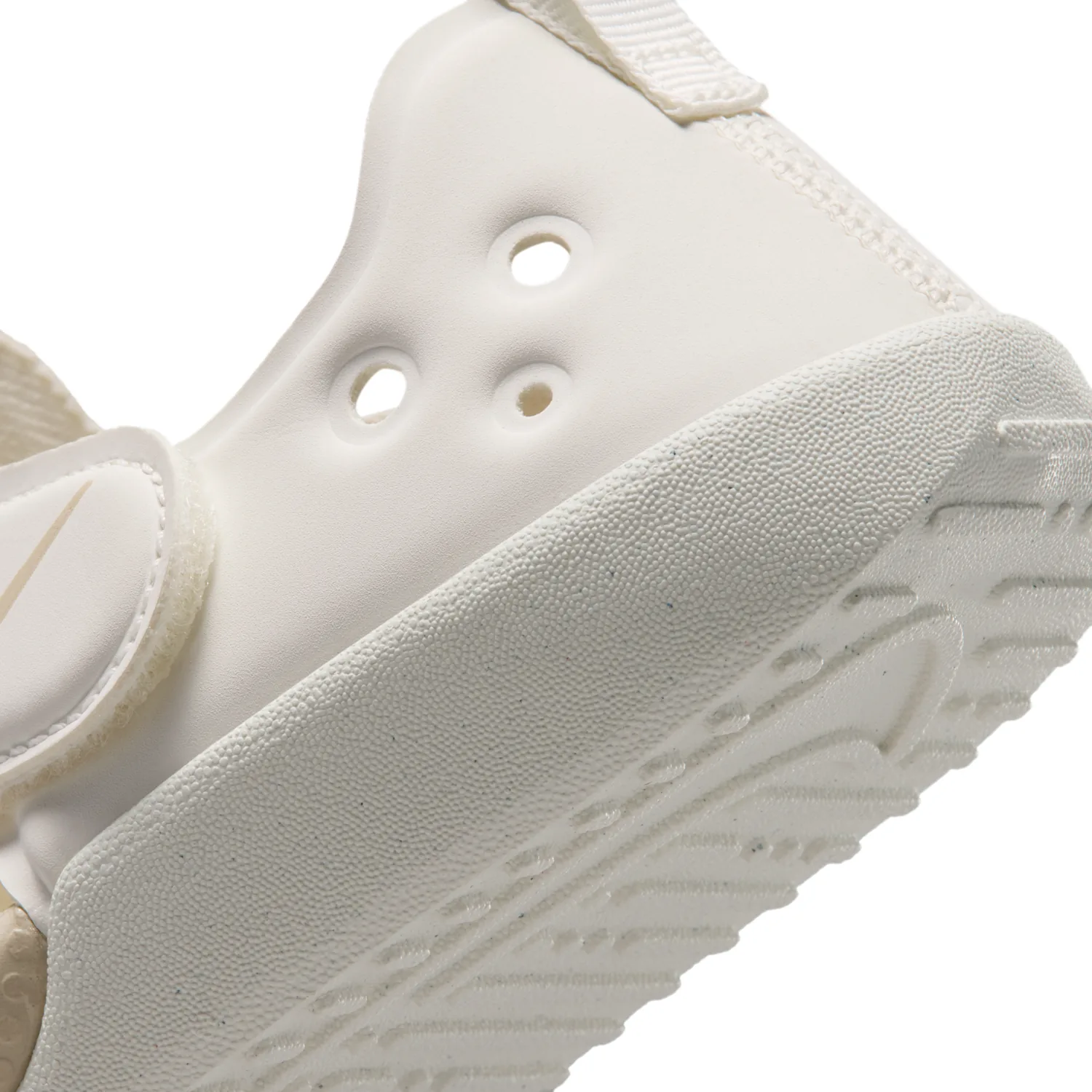 Nike Sunray Protect 4 image 8