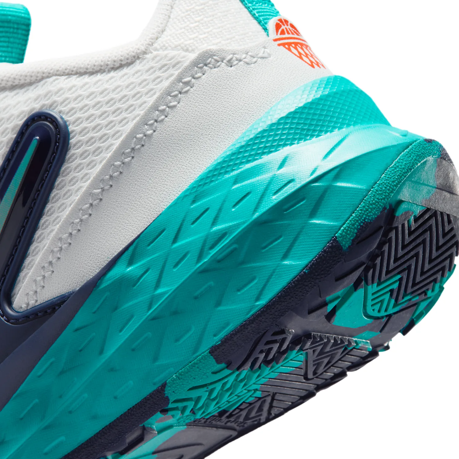 Nike Team Hustle D 12 image 8