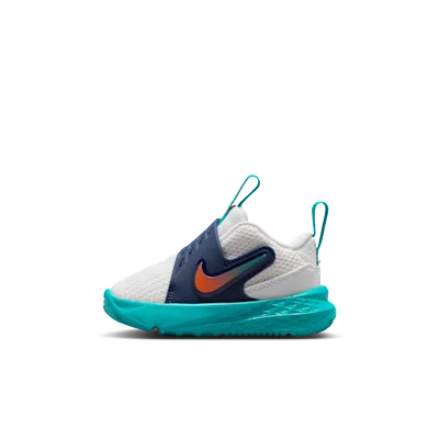 Nike Team Hustle D 12