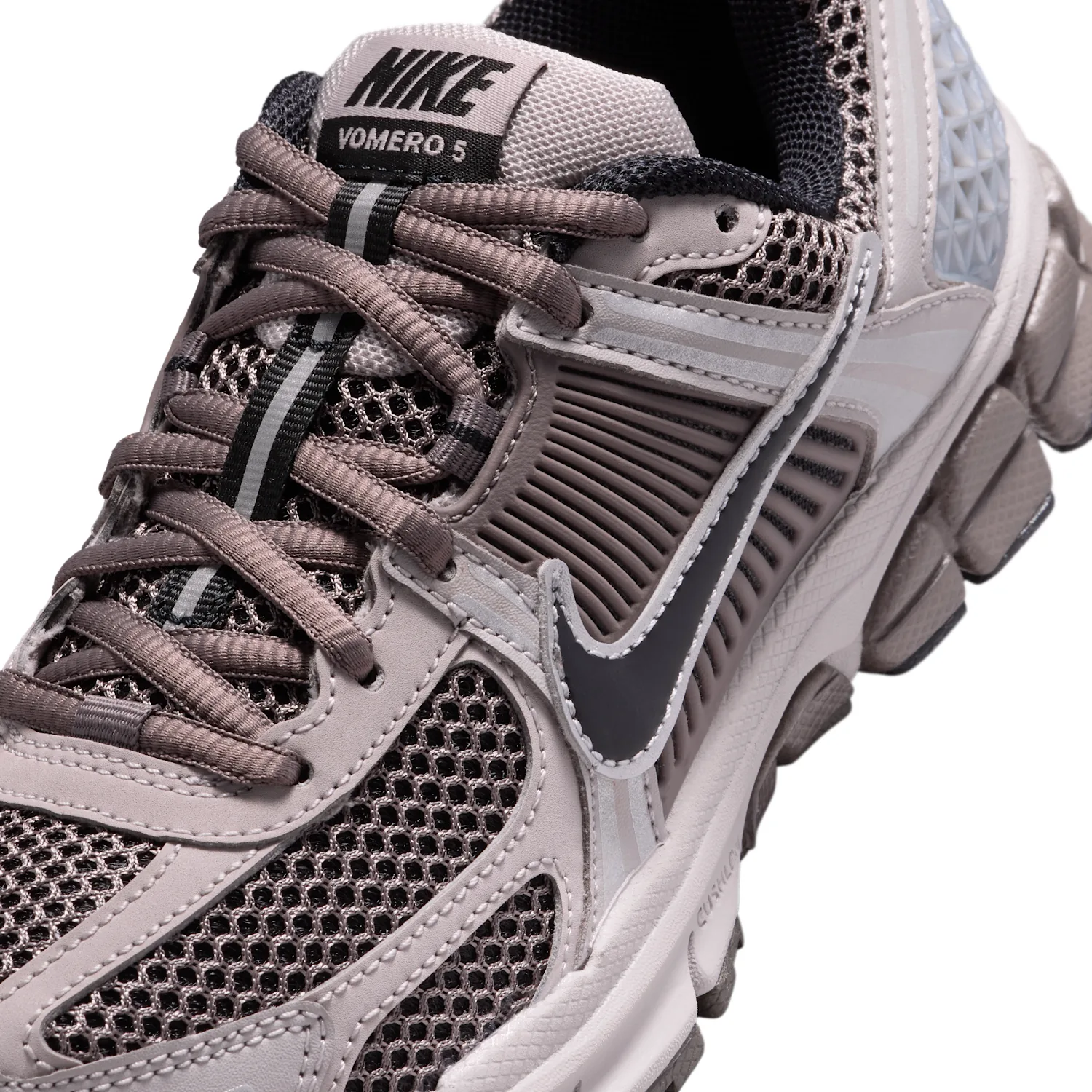 Nike Vomero 5 image 7