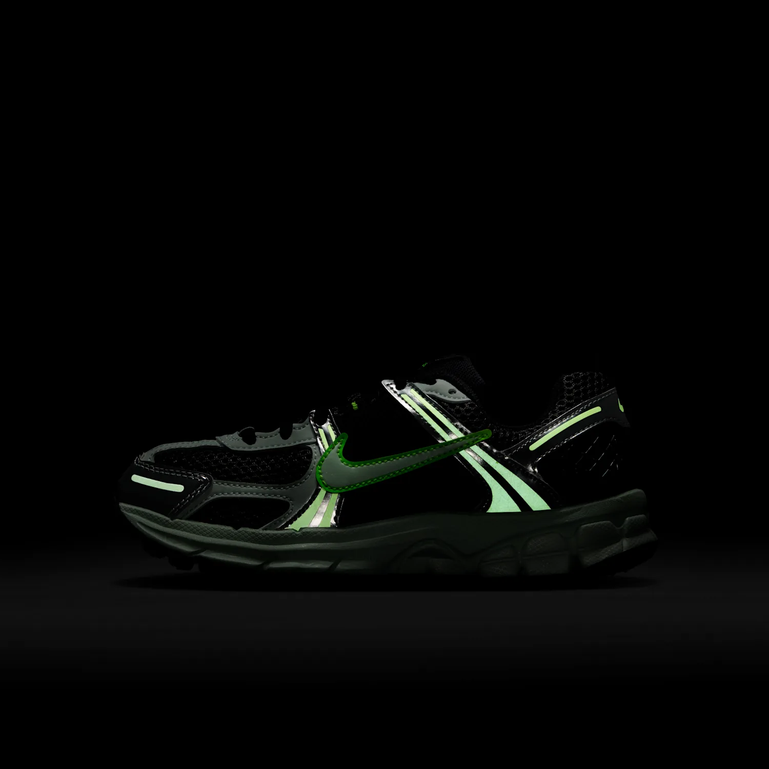Nike Vomero 5 image 9