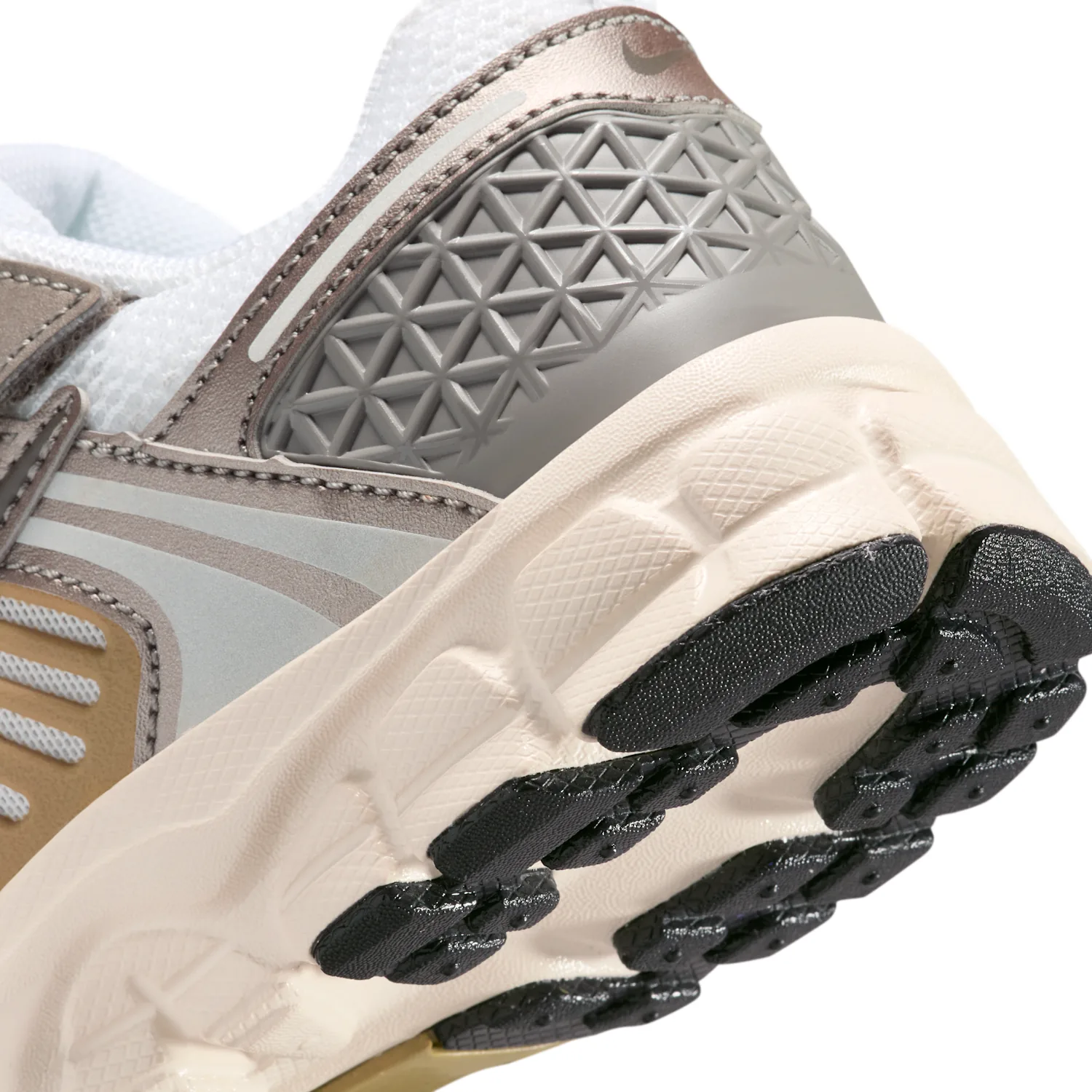 Nike Vomero 5 image 11