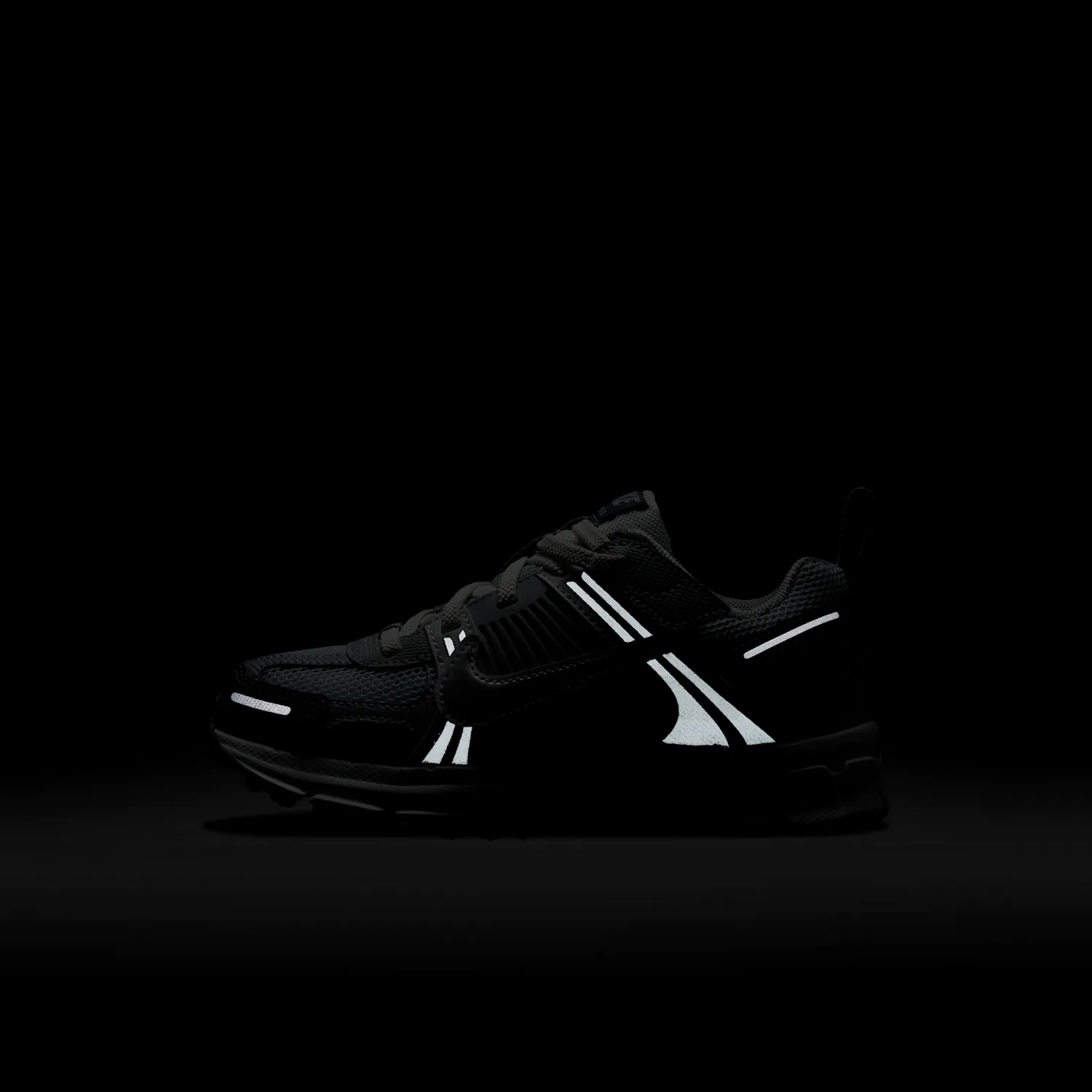 Nike Vomero 5 image 3